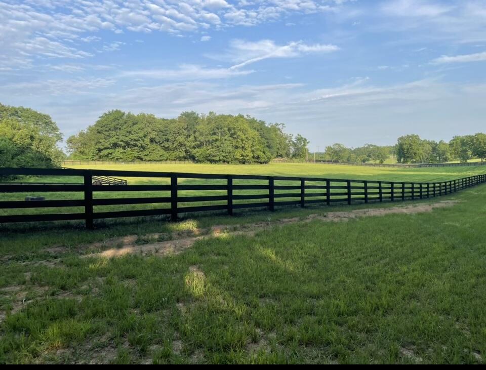 401 Cane Ridge Road