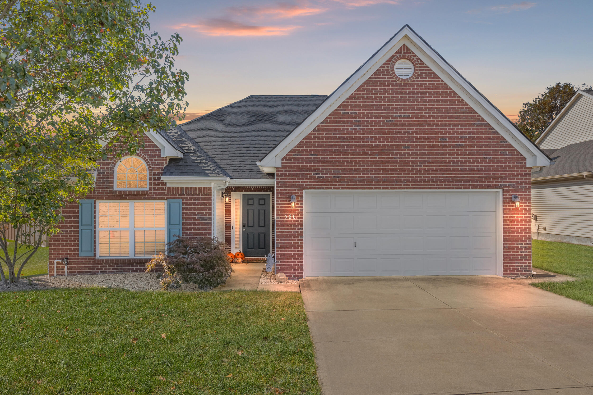 580 Thames Circle