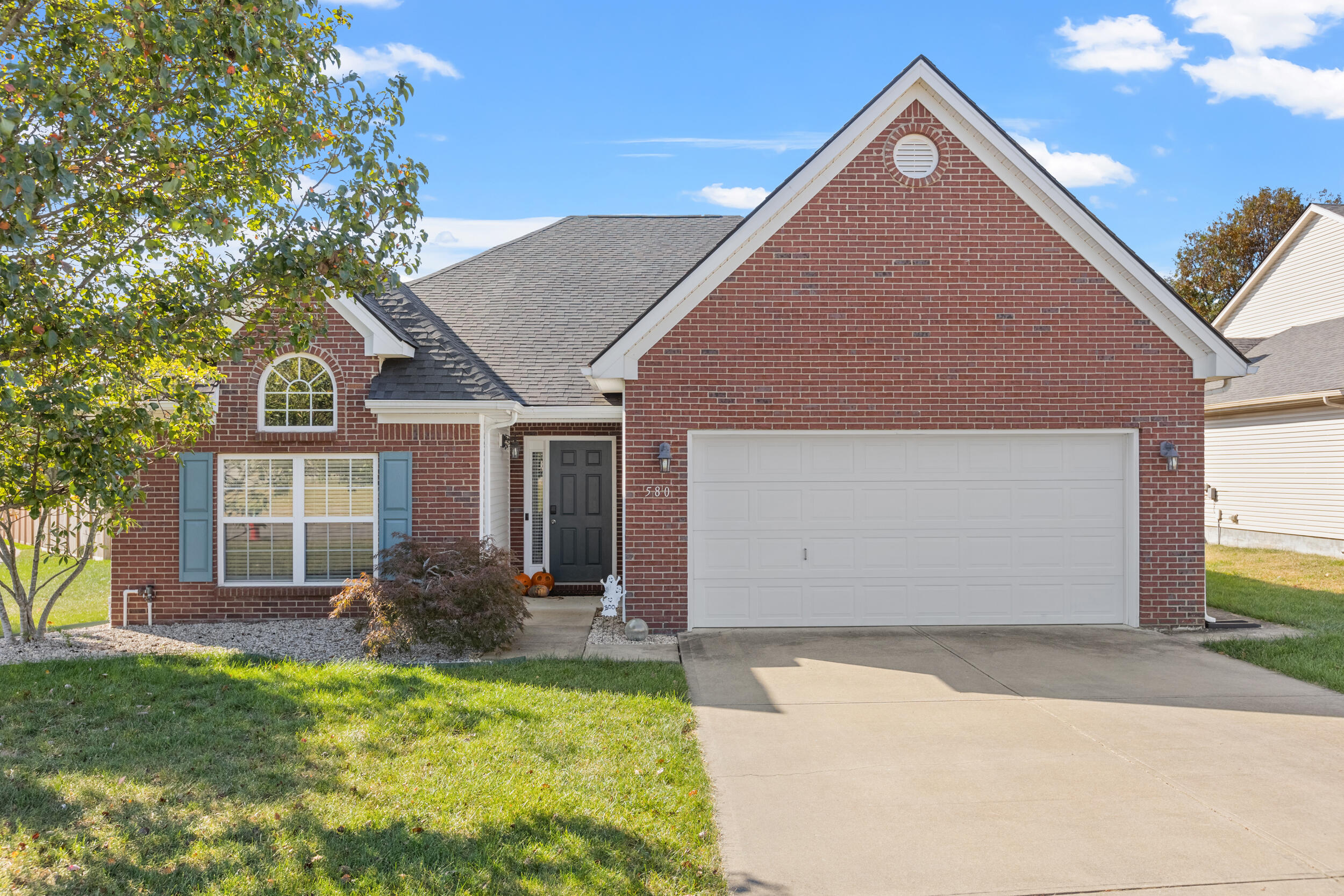 580 Thames Circle