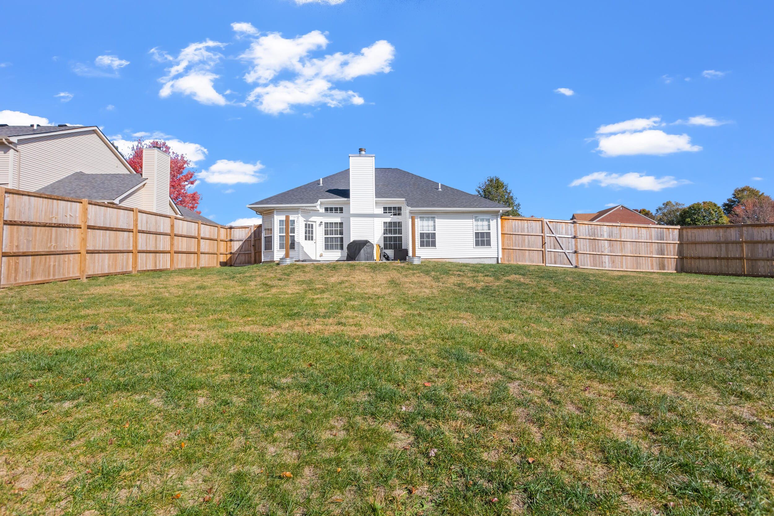 580 Thames Circle