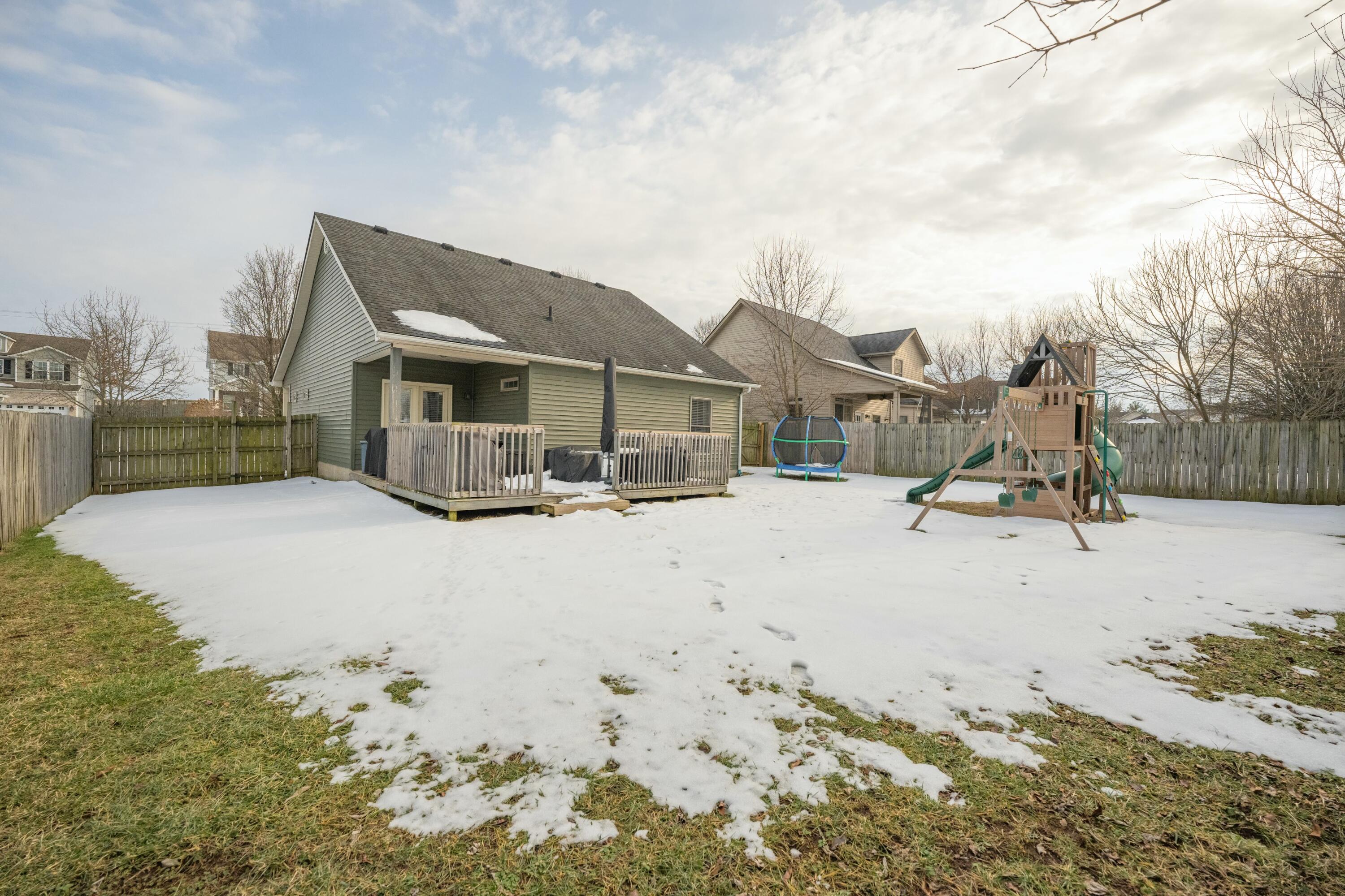 121 Sutton Place Boulevard