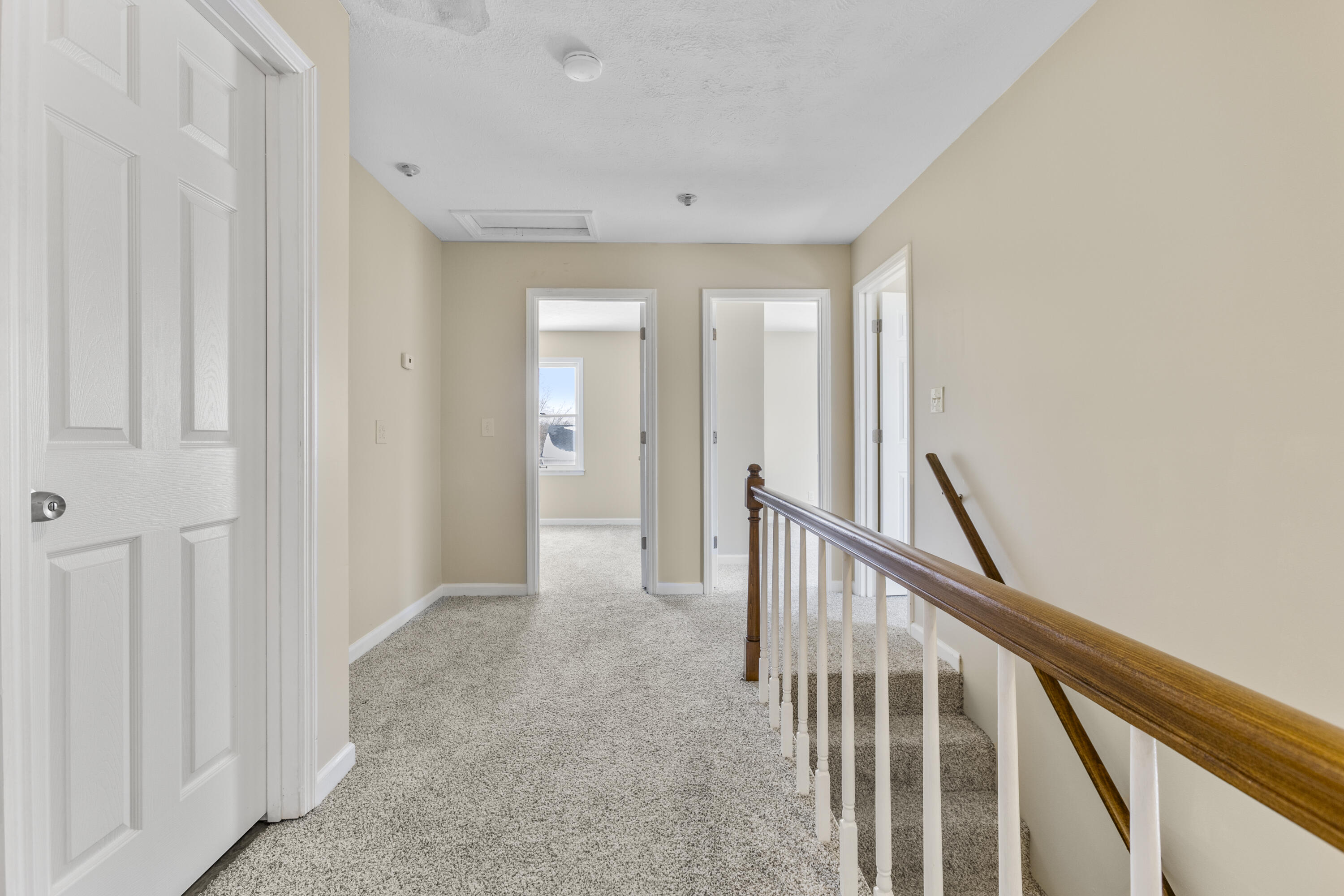 1009 Walker Way