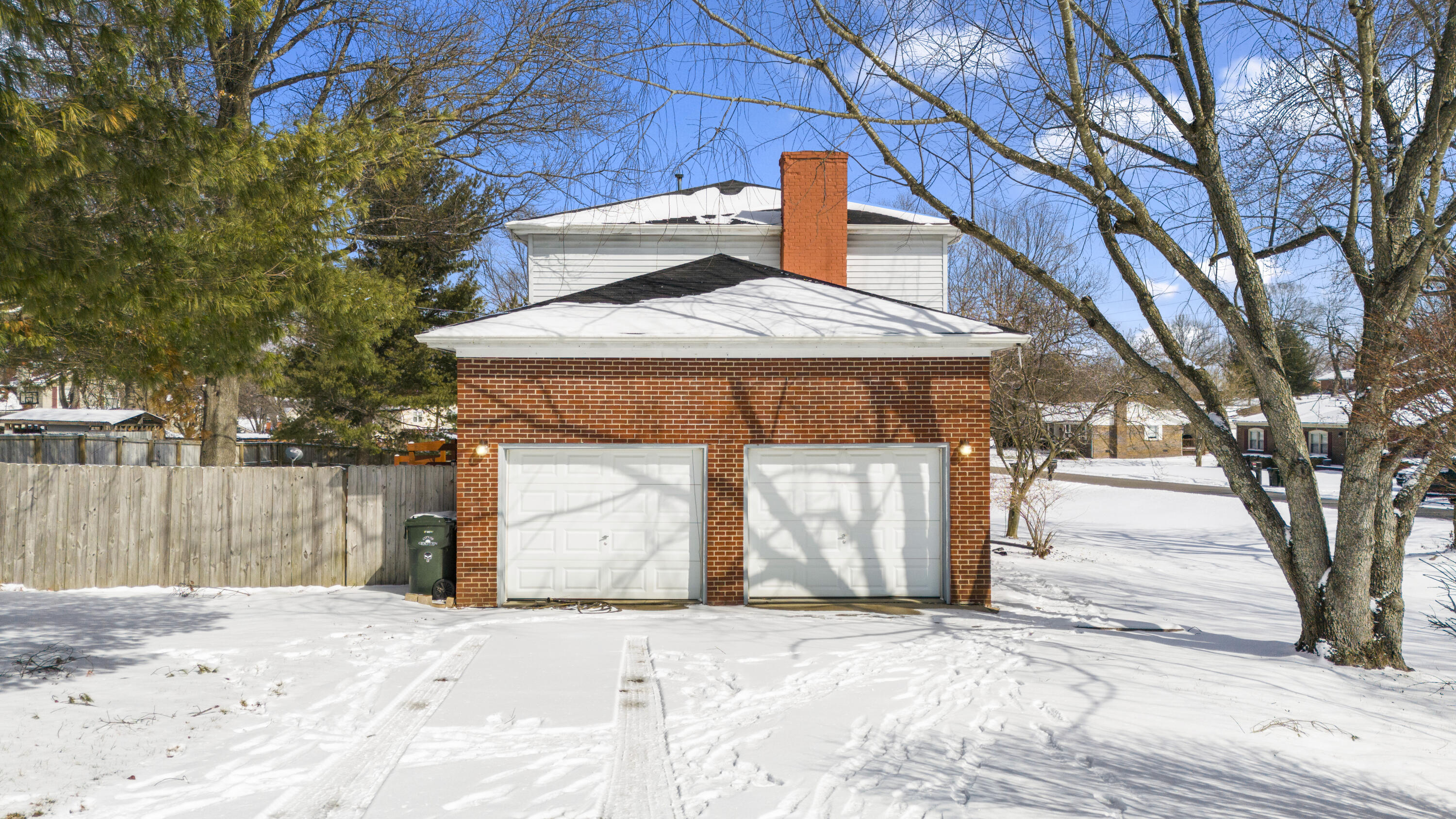 1009 Walker Way
