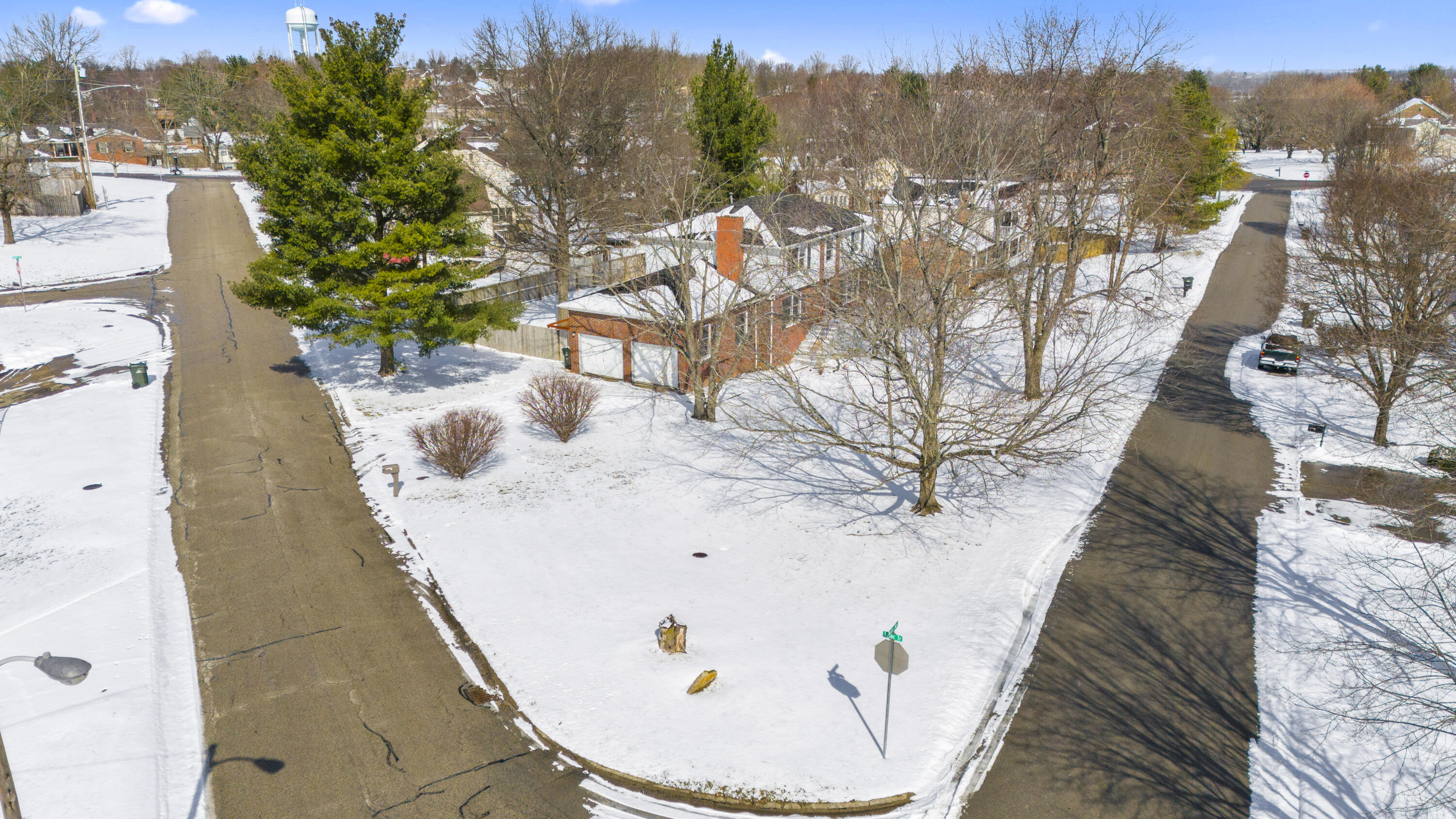 1009 Walker Way