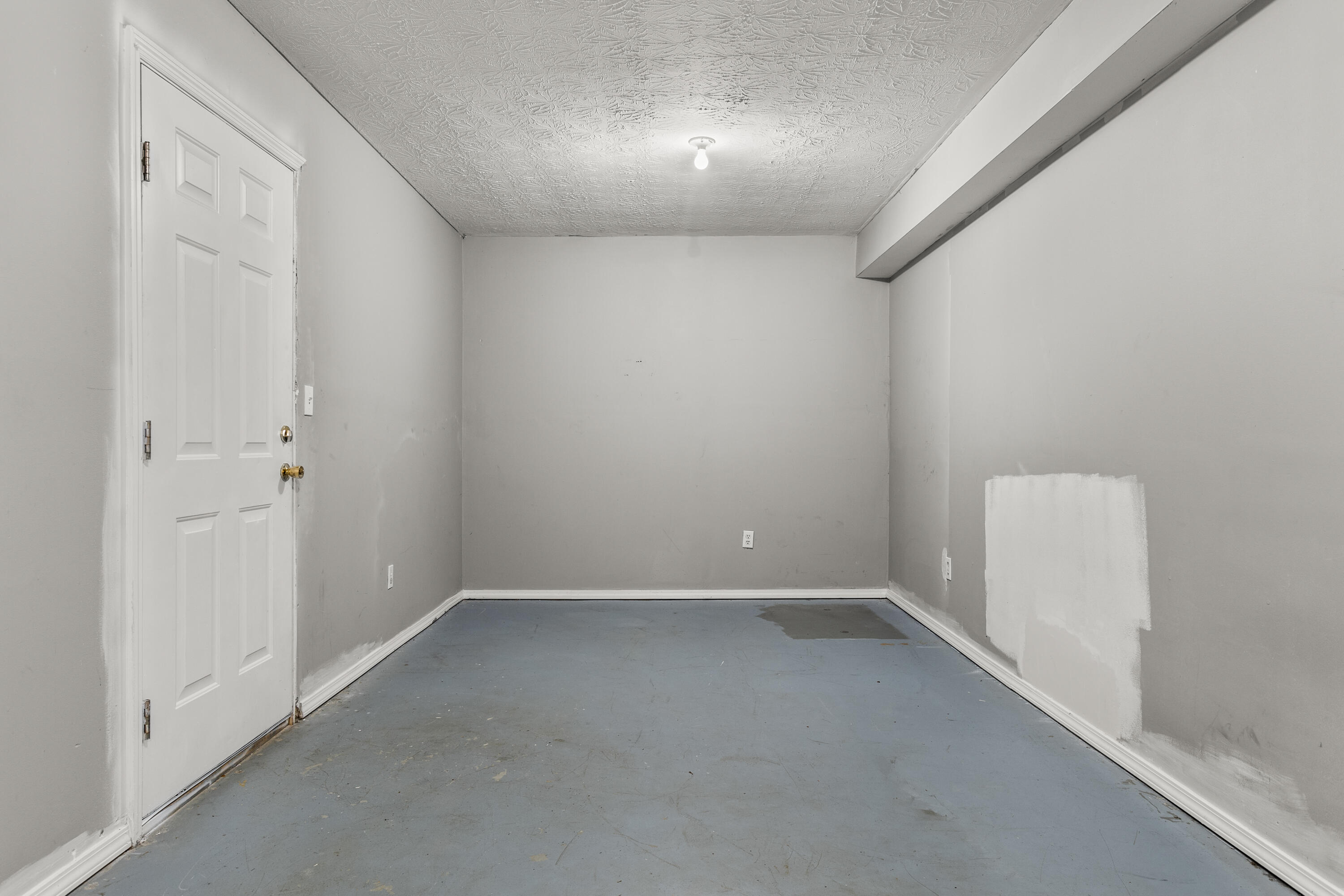 104 Mayflower Court