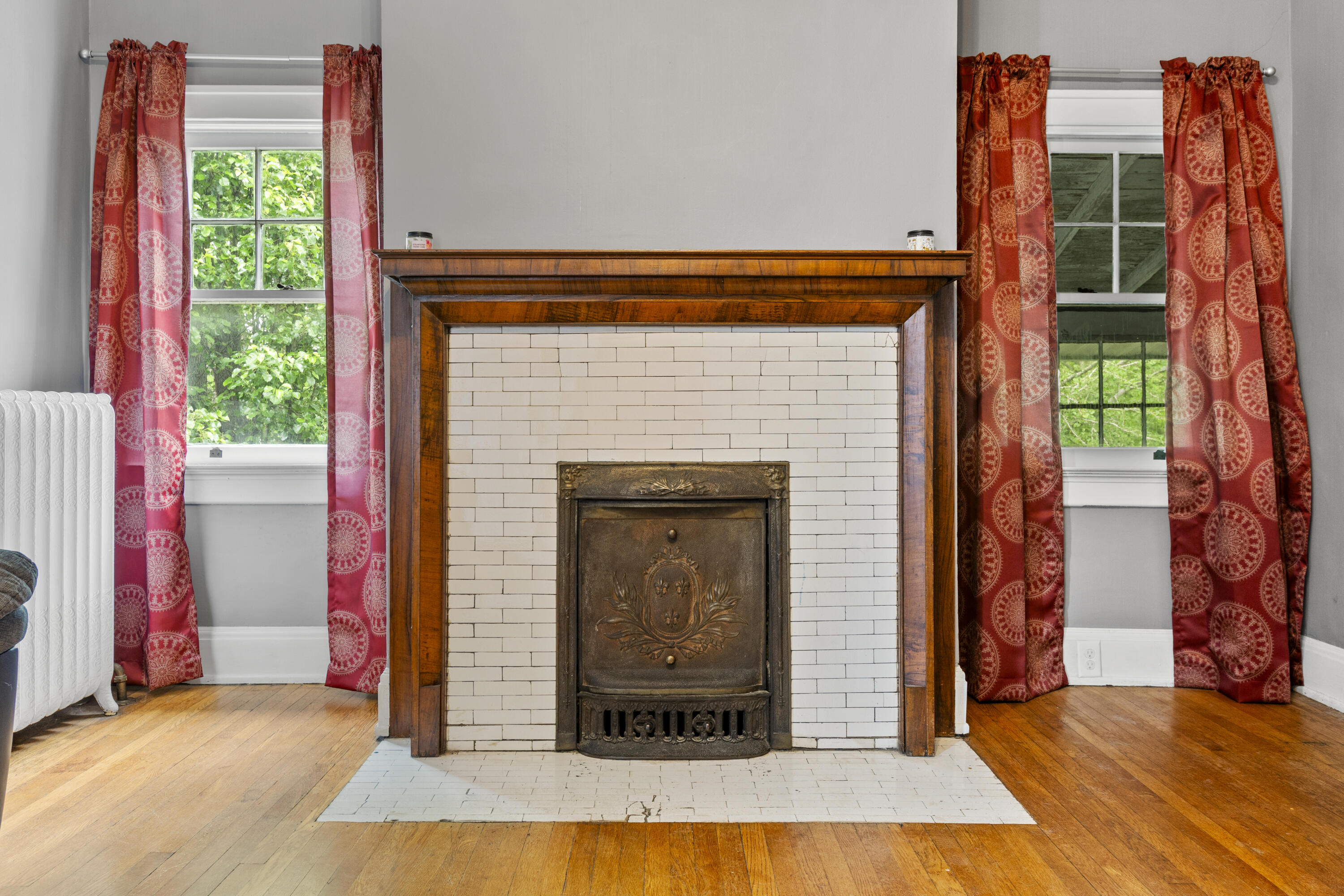 304 E Pleasant Street