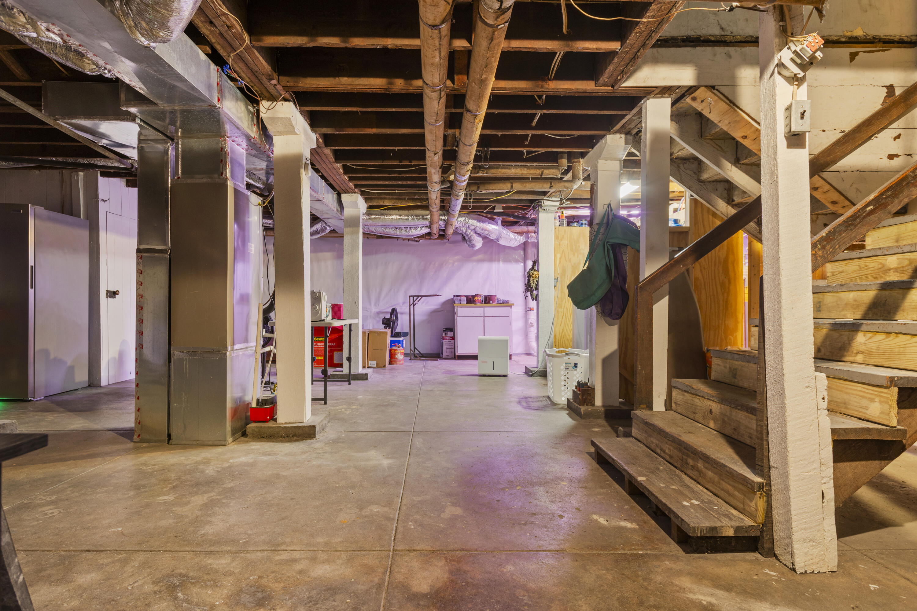 304 E Pleasant Street