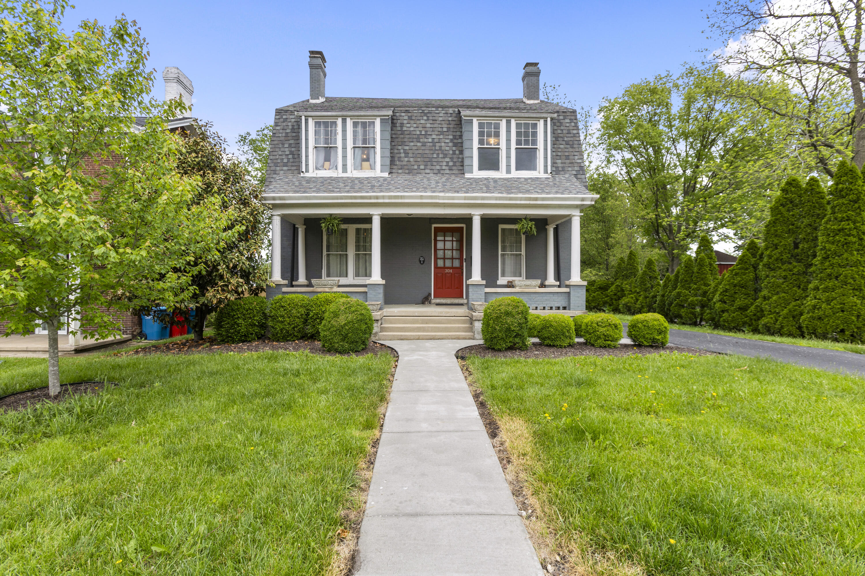 304 E Pleasant Street