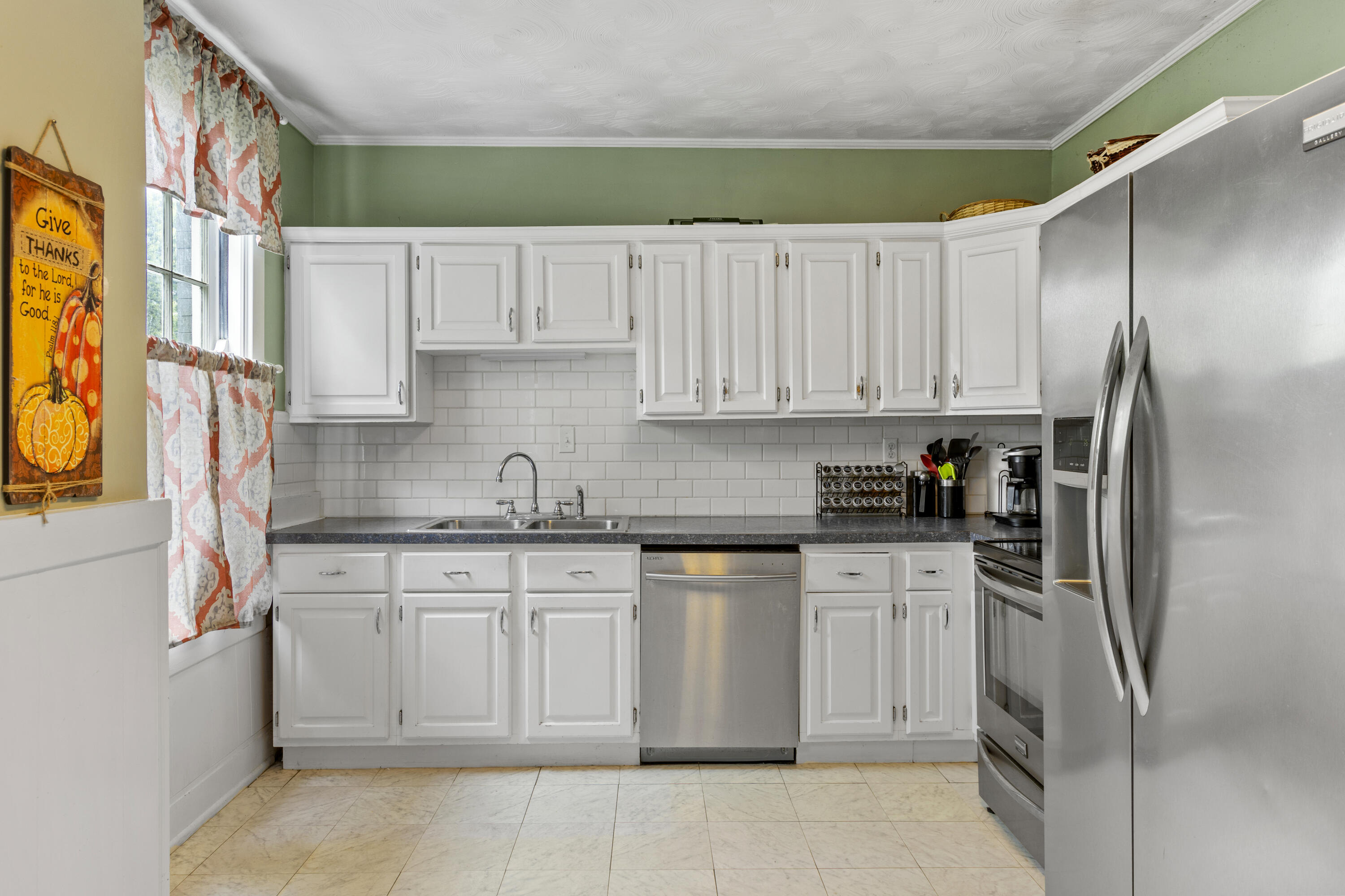 304 E Pleasant Street