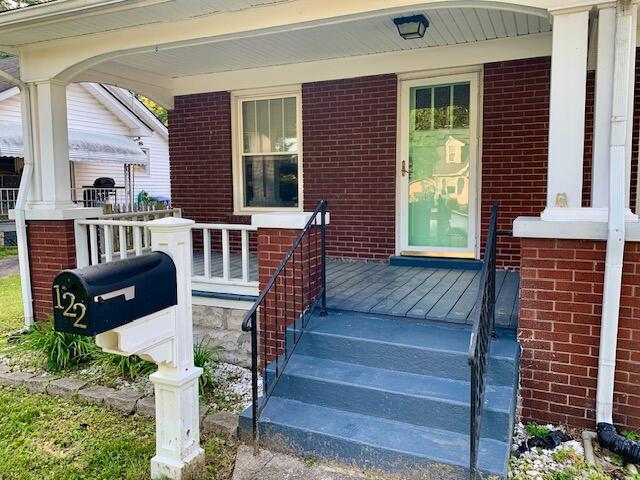 122 Elam Park