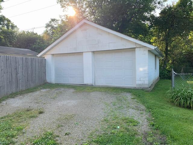 122 Elam Park