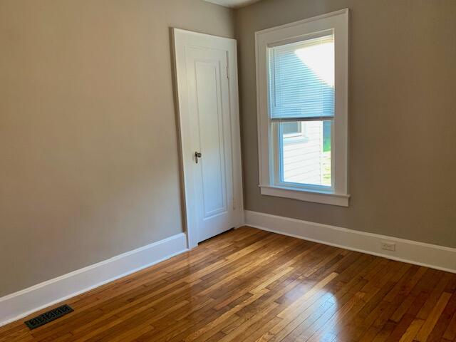 122 Elam Park