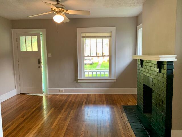 122 Elam Park