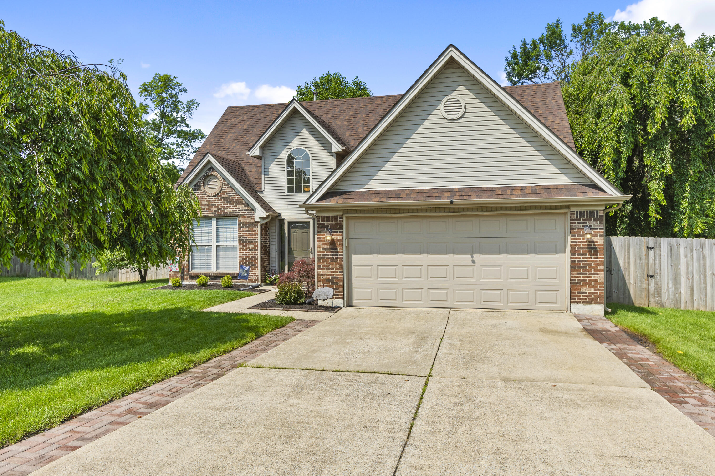 102 Dickinson Court