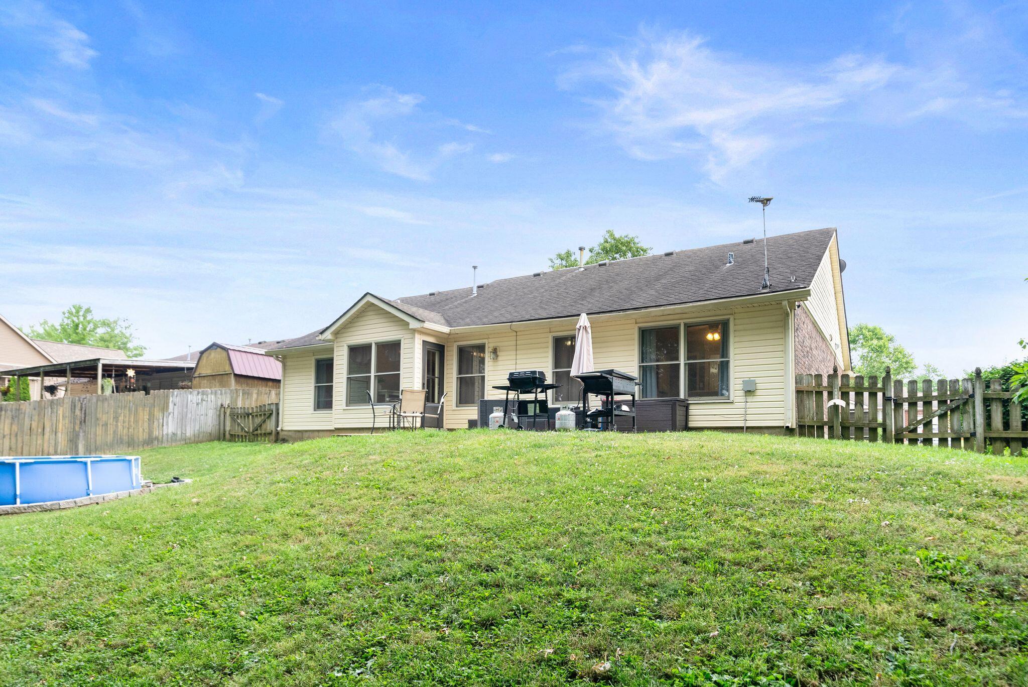 130 Hawthorne Drive