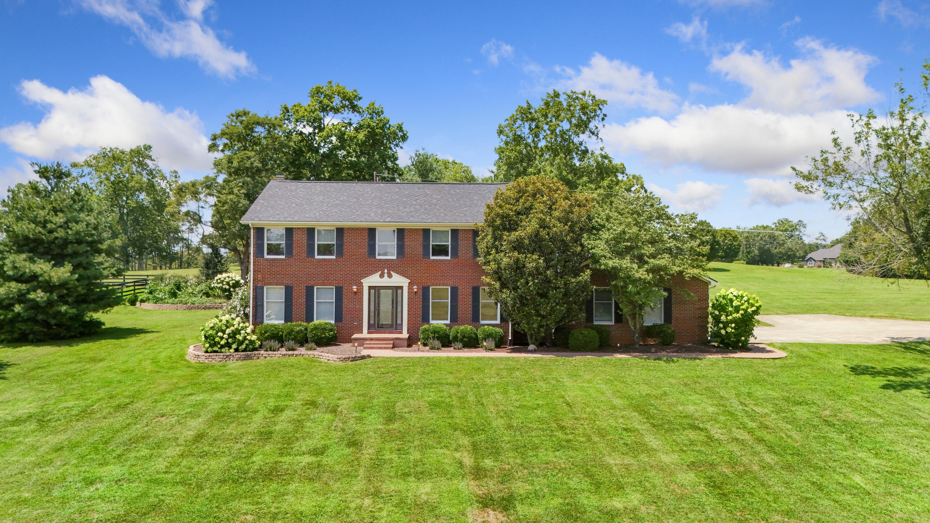563 White Oak Road