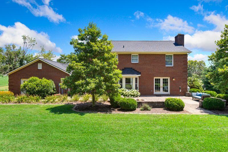 563 White Oak Road