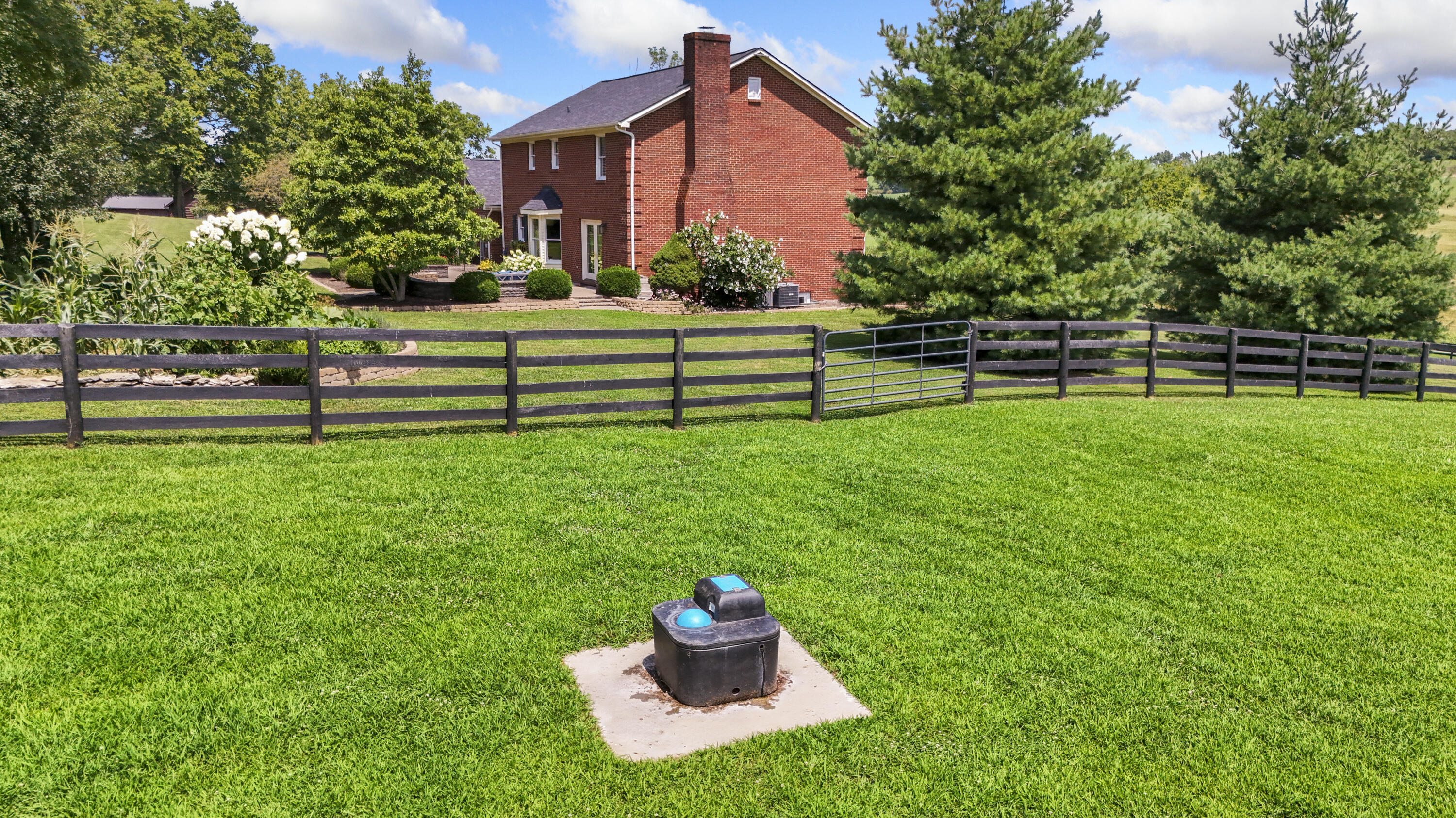 563 White Oak Road