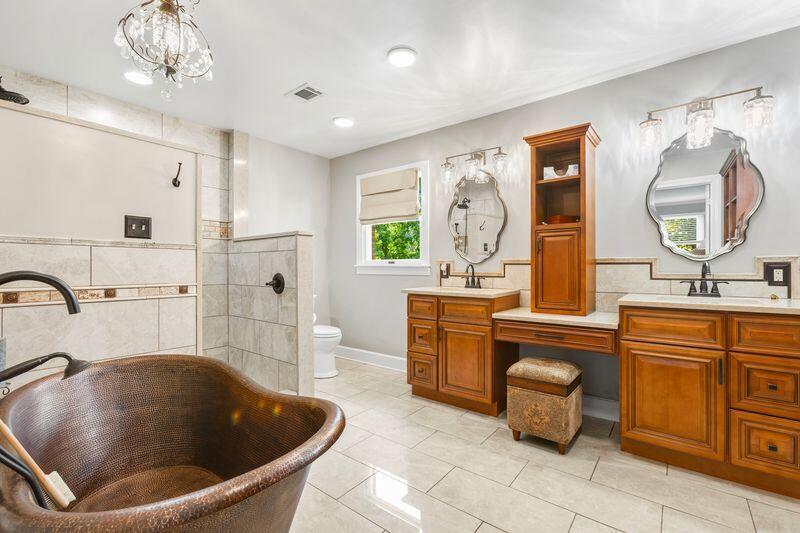 563 White Oak Road