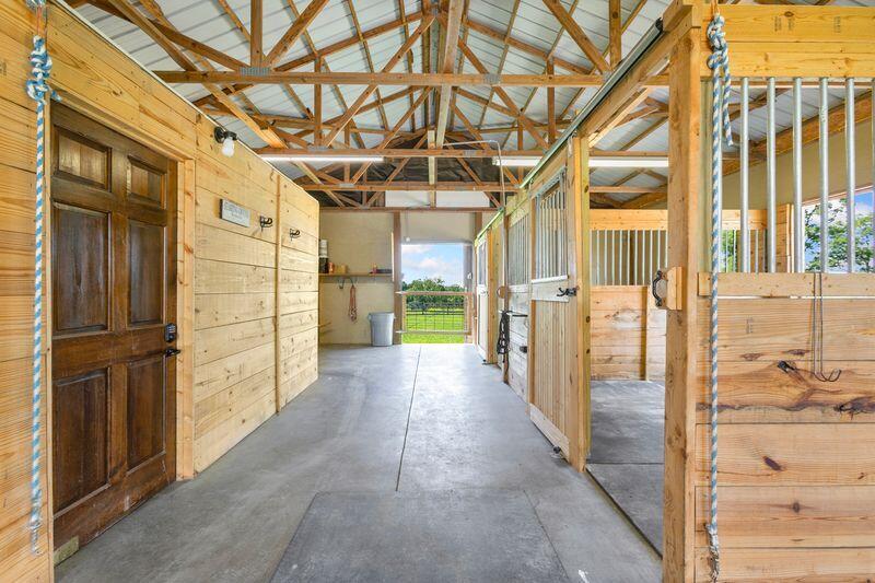 563 White Oak Road