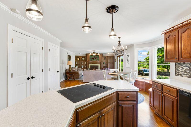 563 White Oak Road