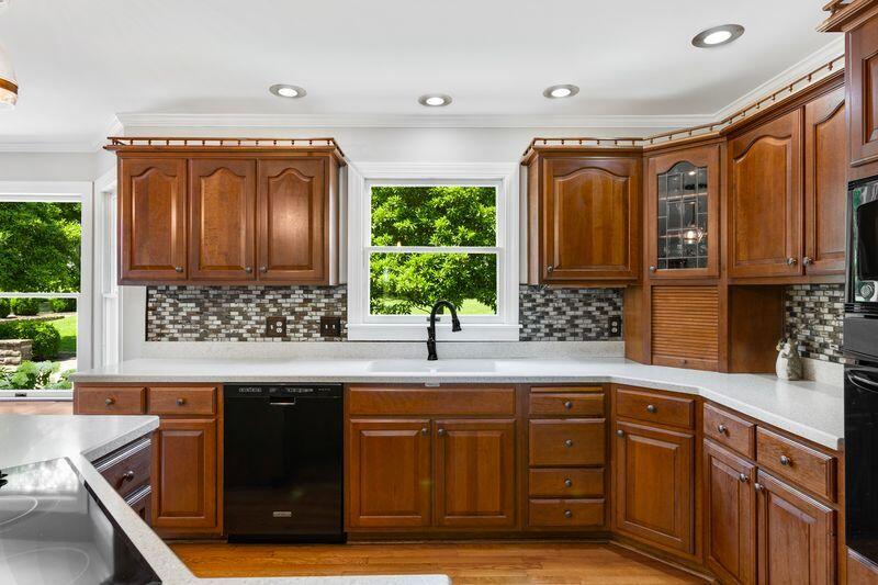 563 White Oak Road