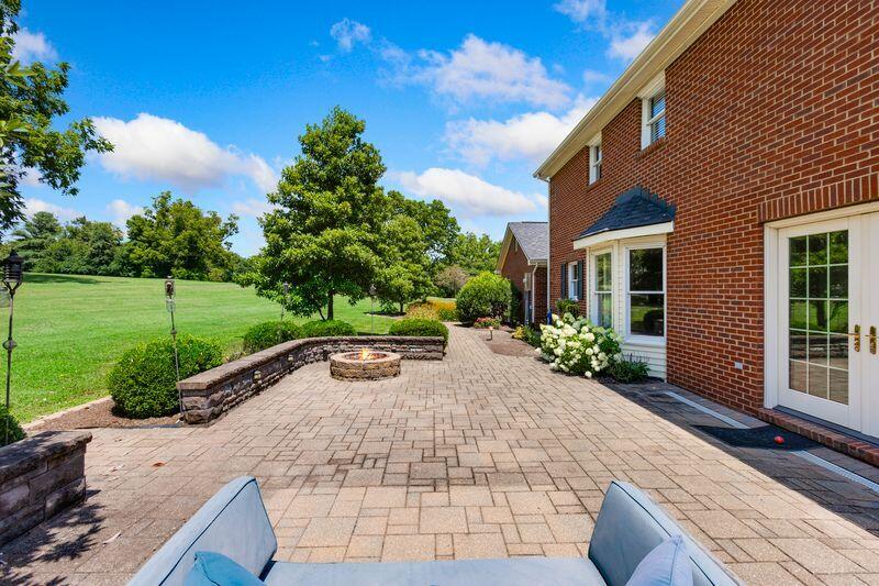563 White Oak Road