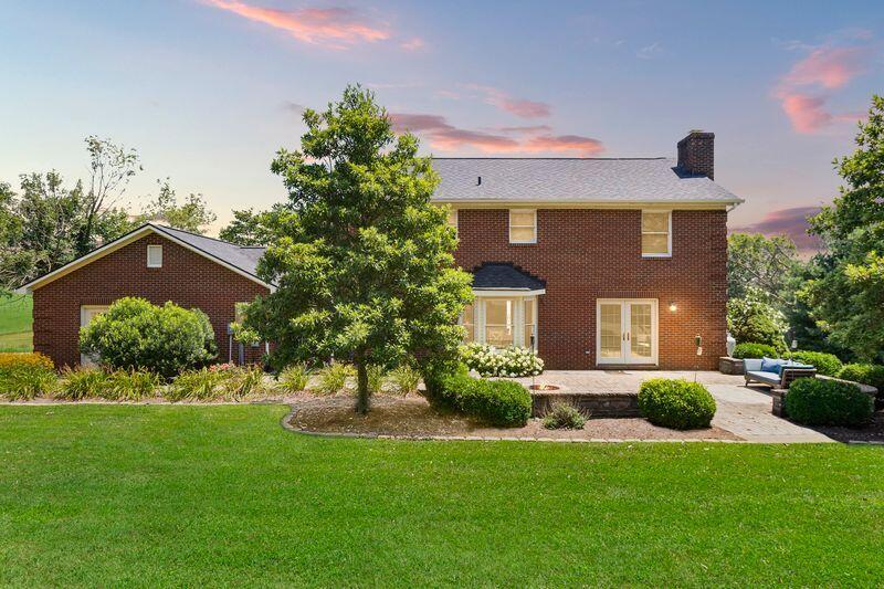 563 White Oak Road