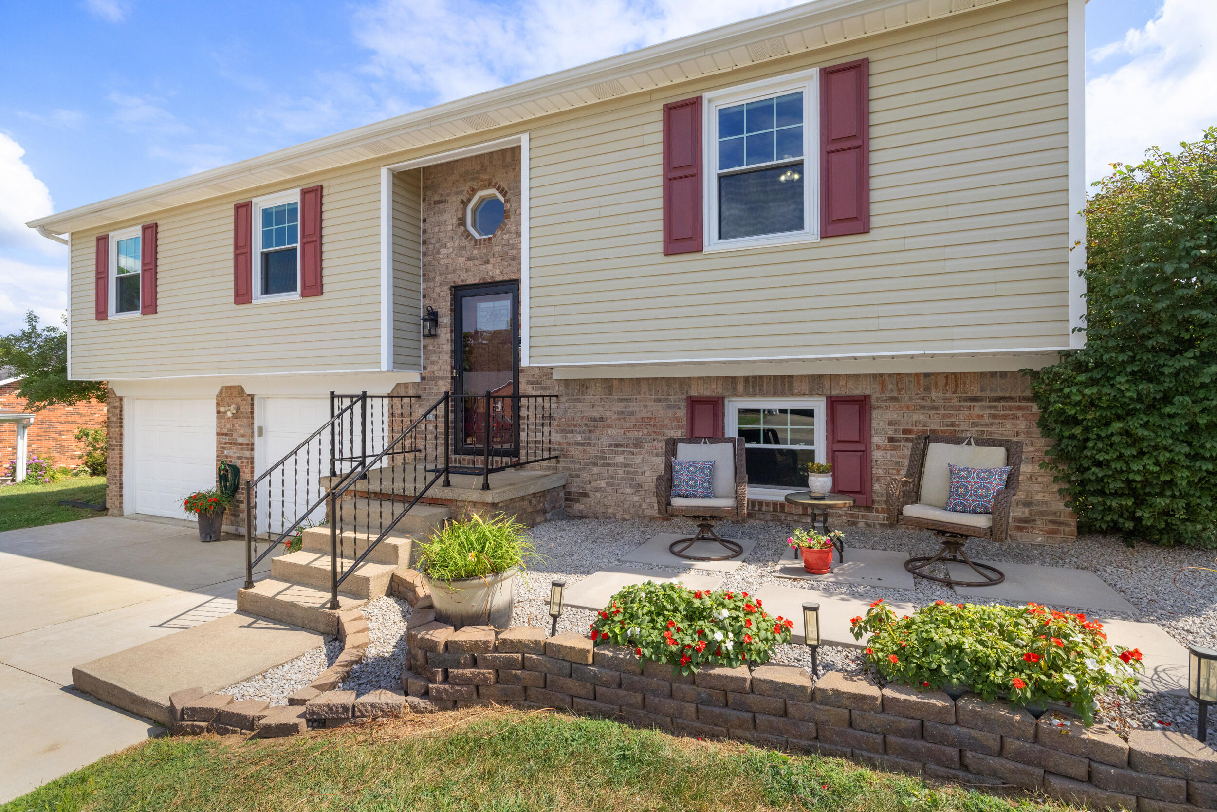 105 Bowen Drive