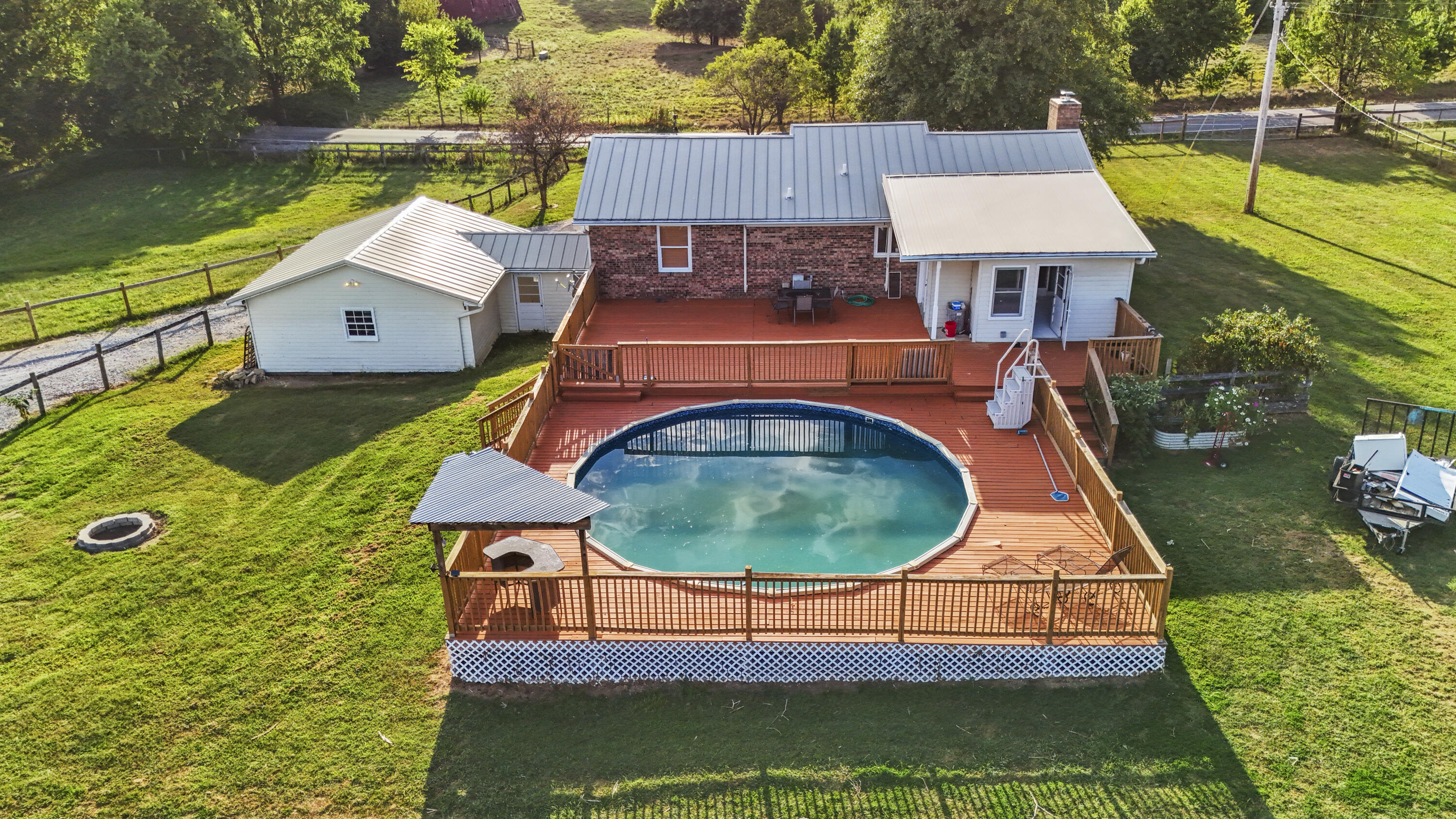 1150 Russell Cave Road