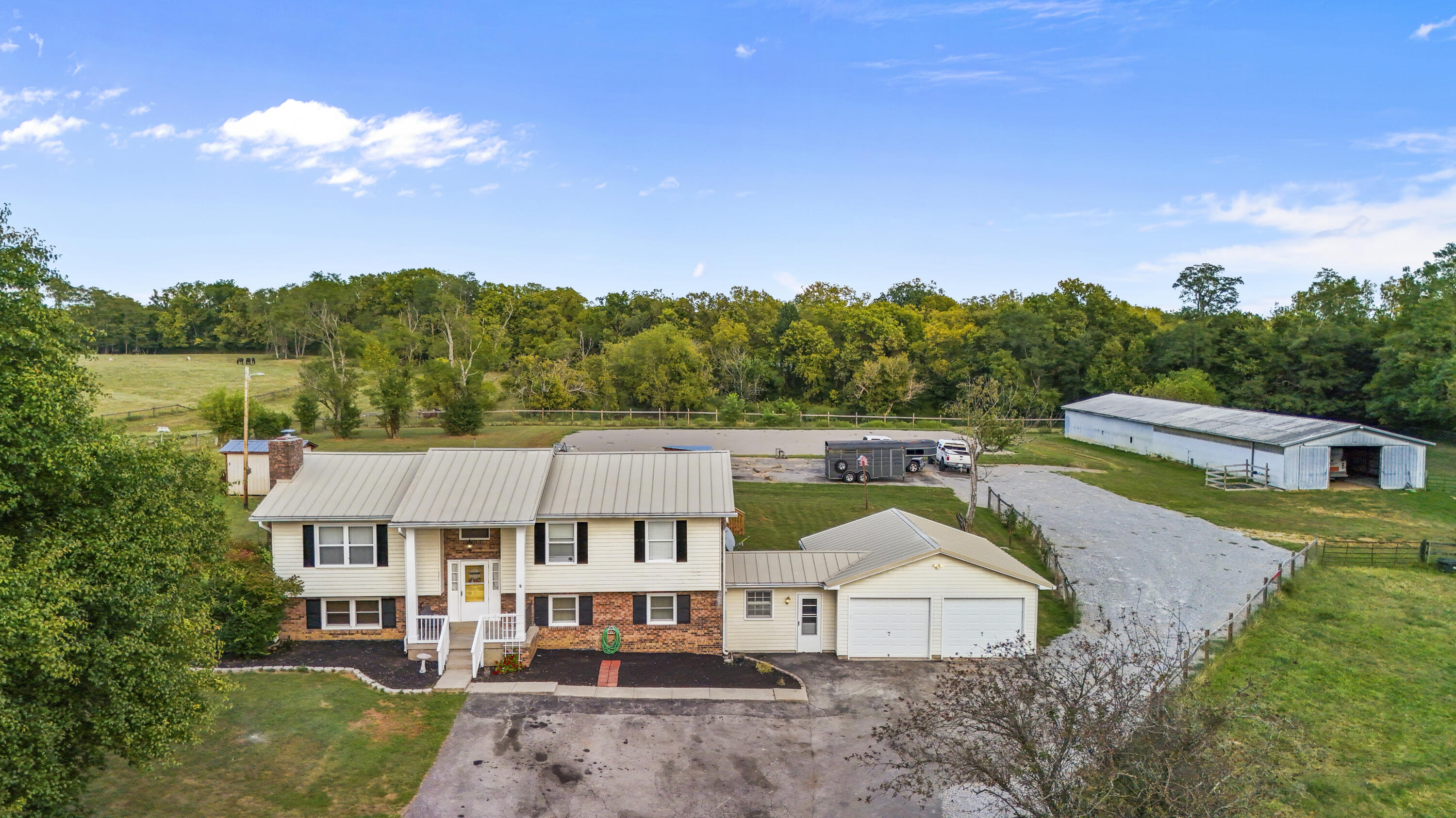 1150 Russell Cave Road