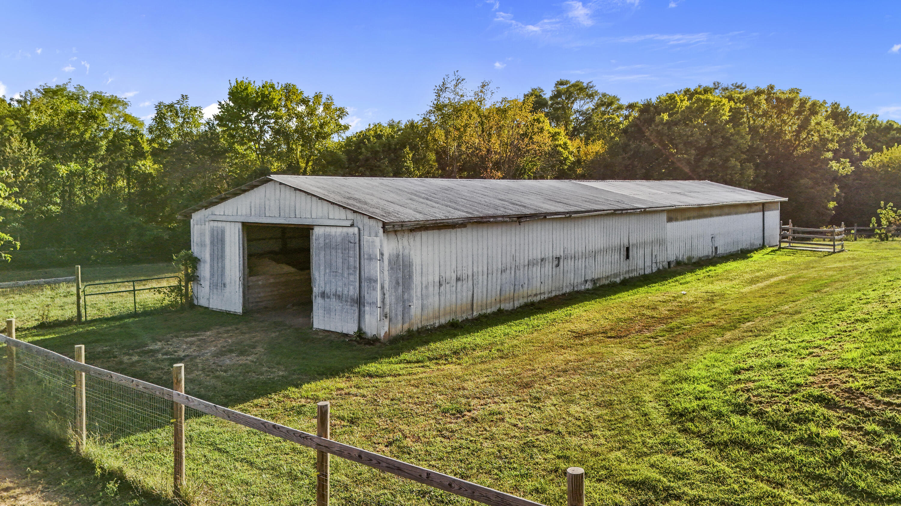 1150 Russell Cave Road