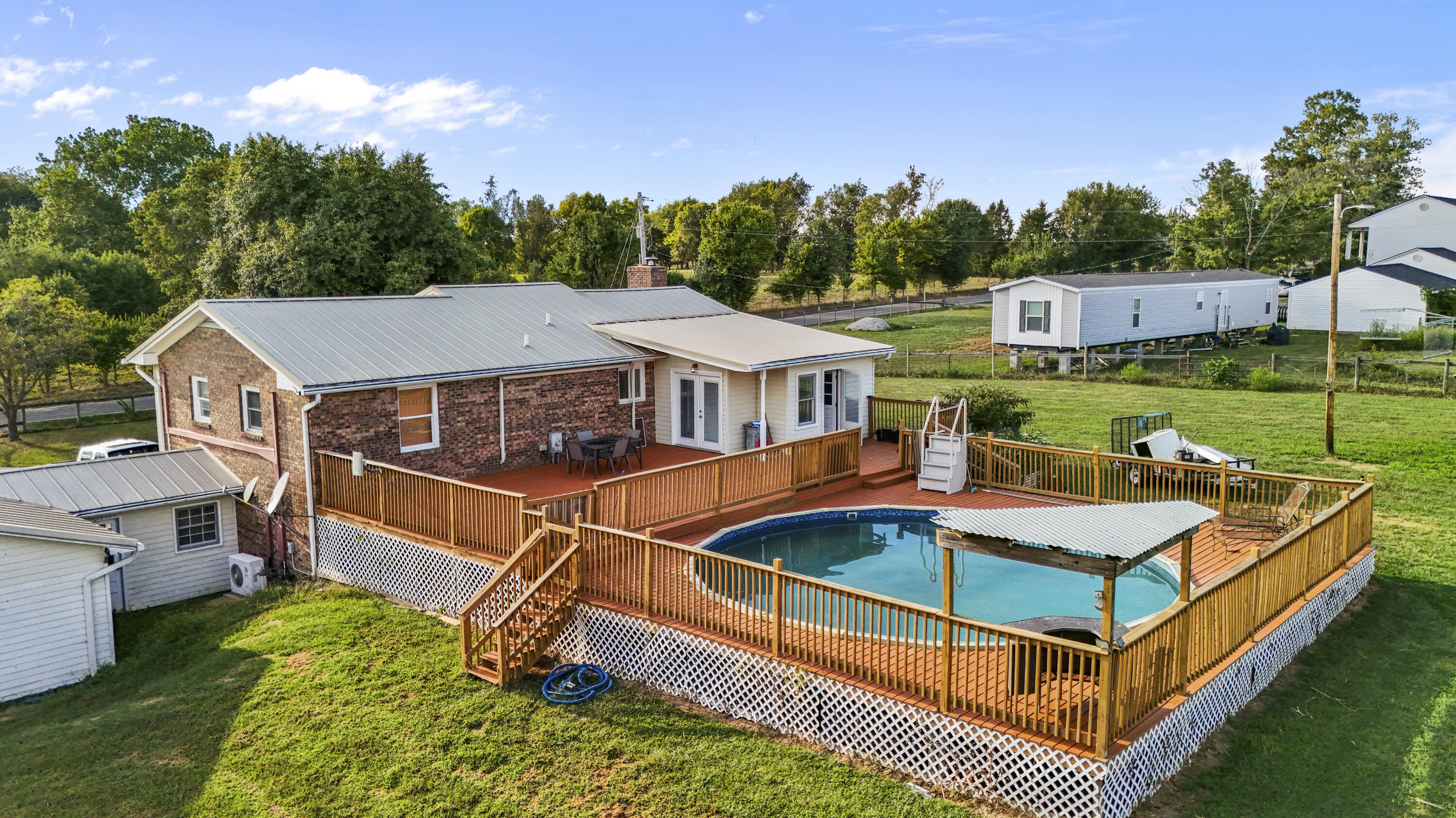 1150 Russell Cave Road