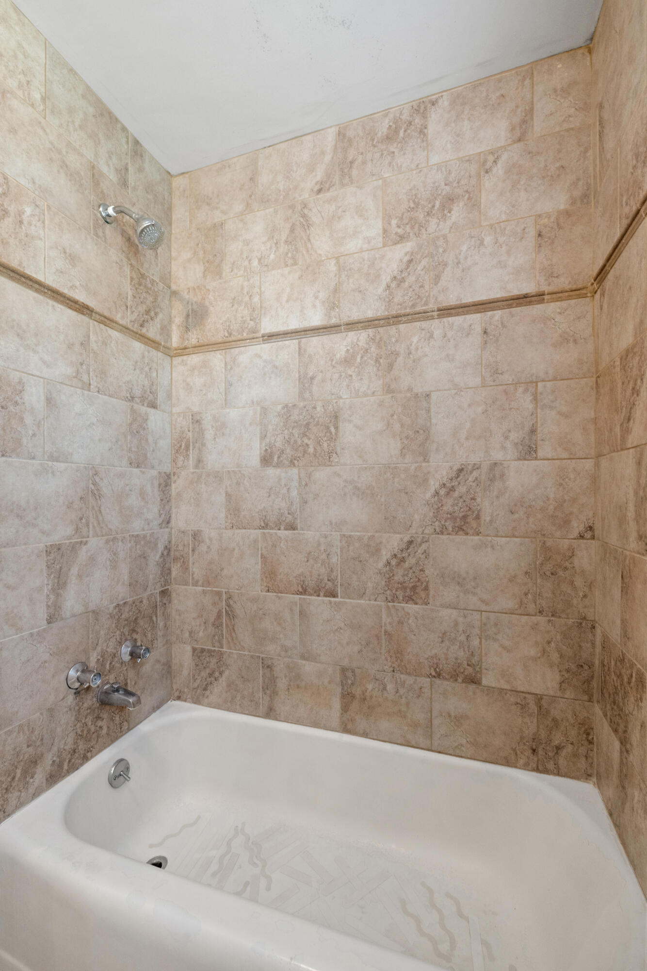500 Hiawatha Trail