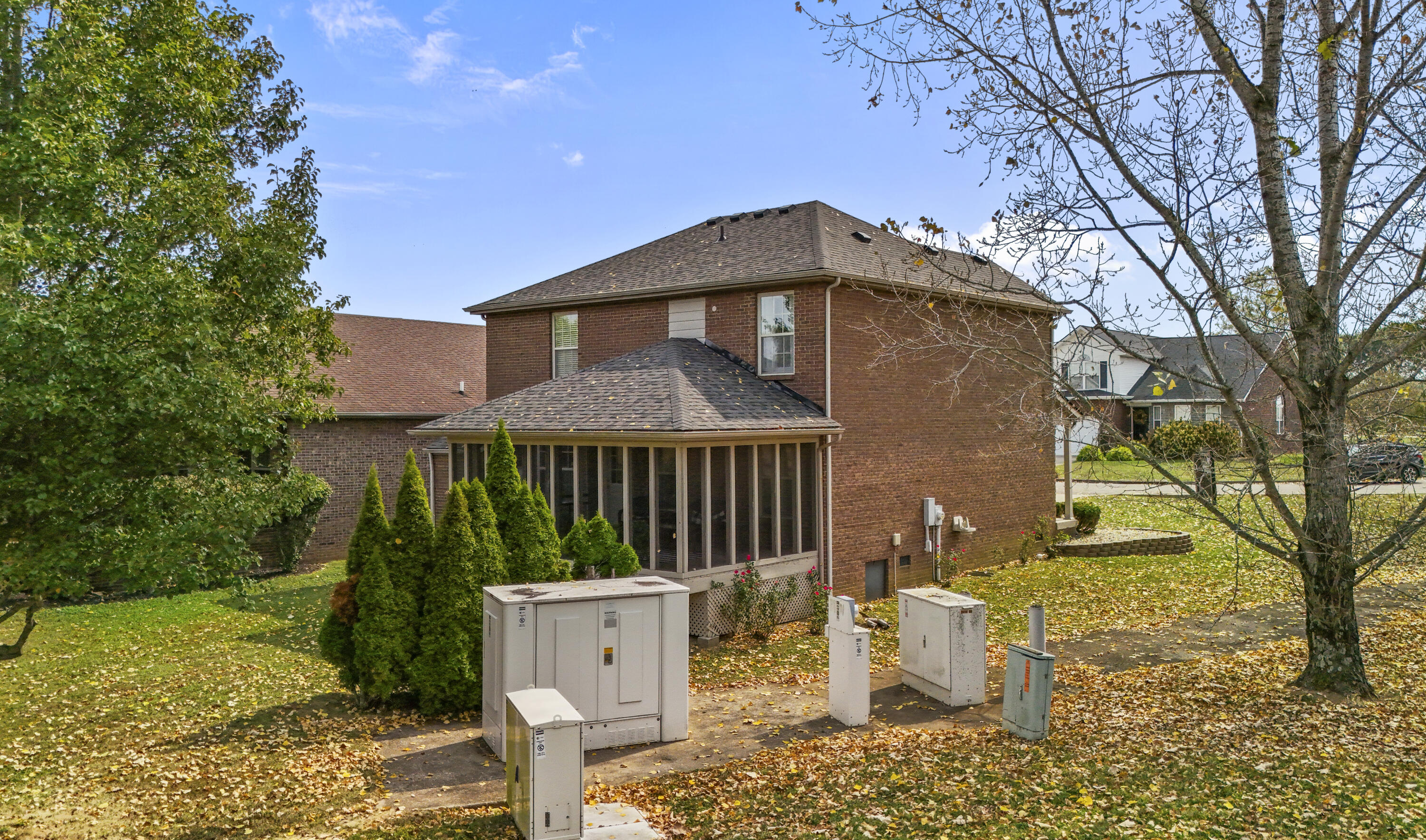 104 Teakwood Court