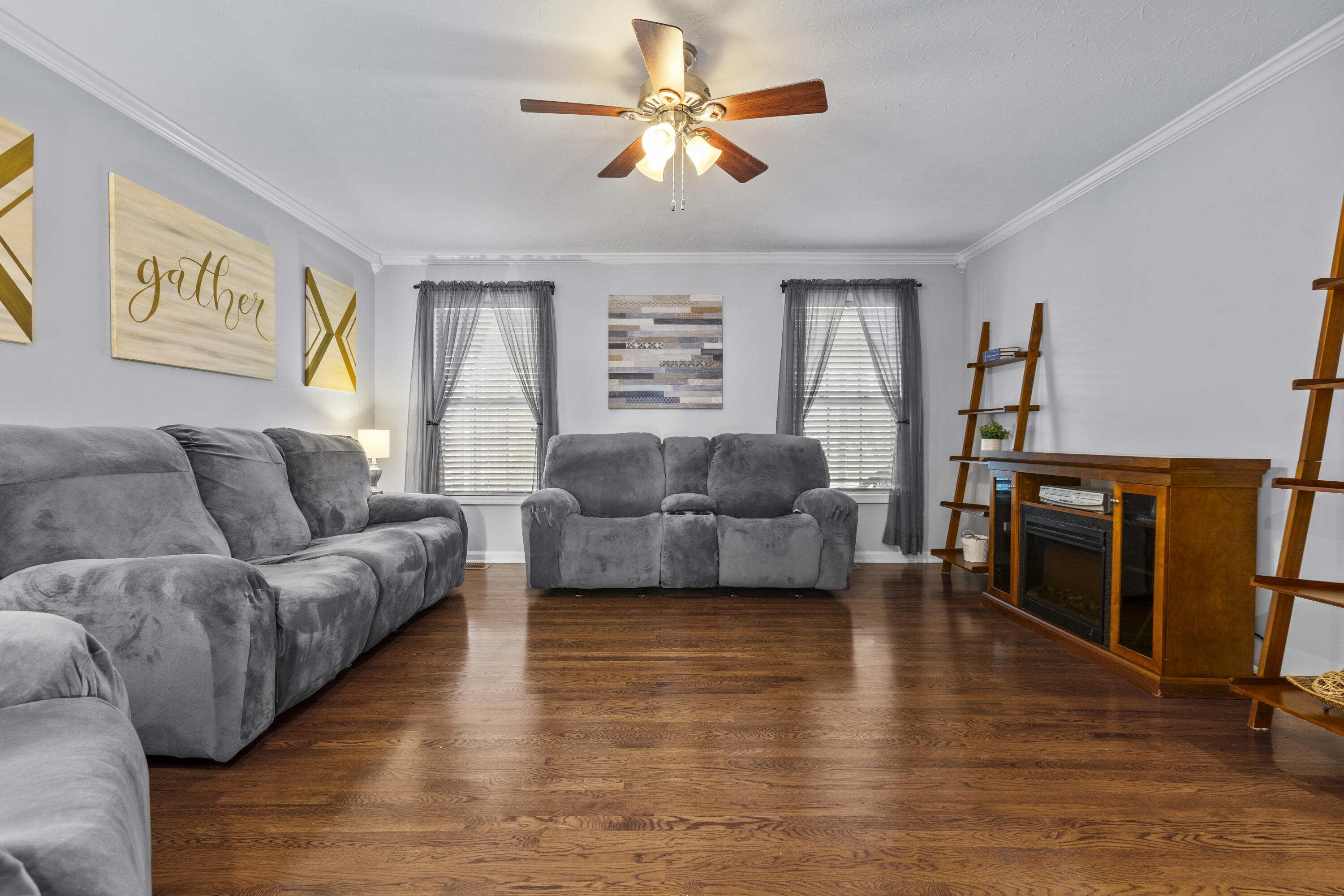 104 Teakwood Court