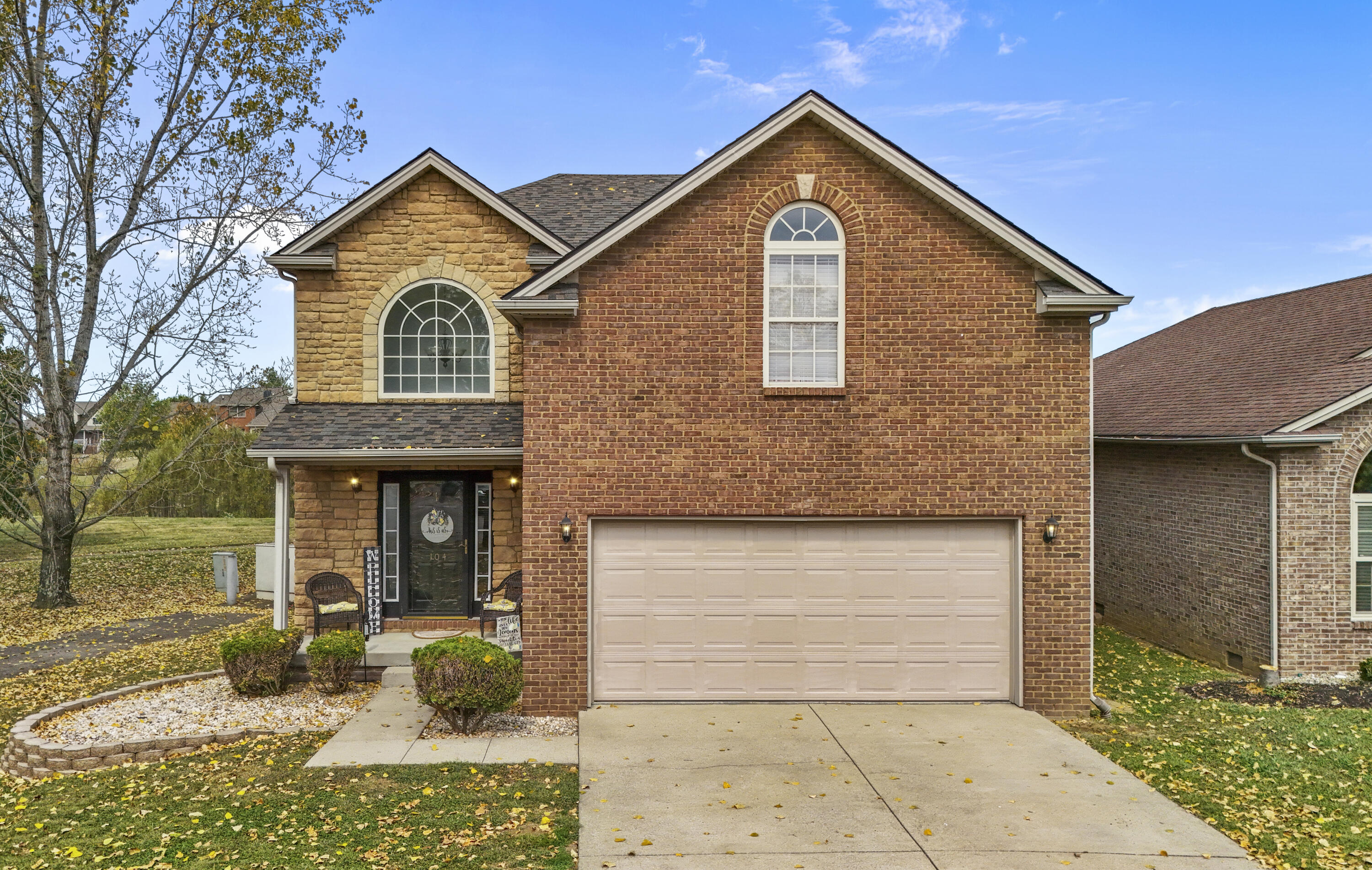 104 Teakwood Court