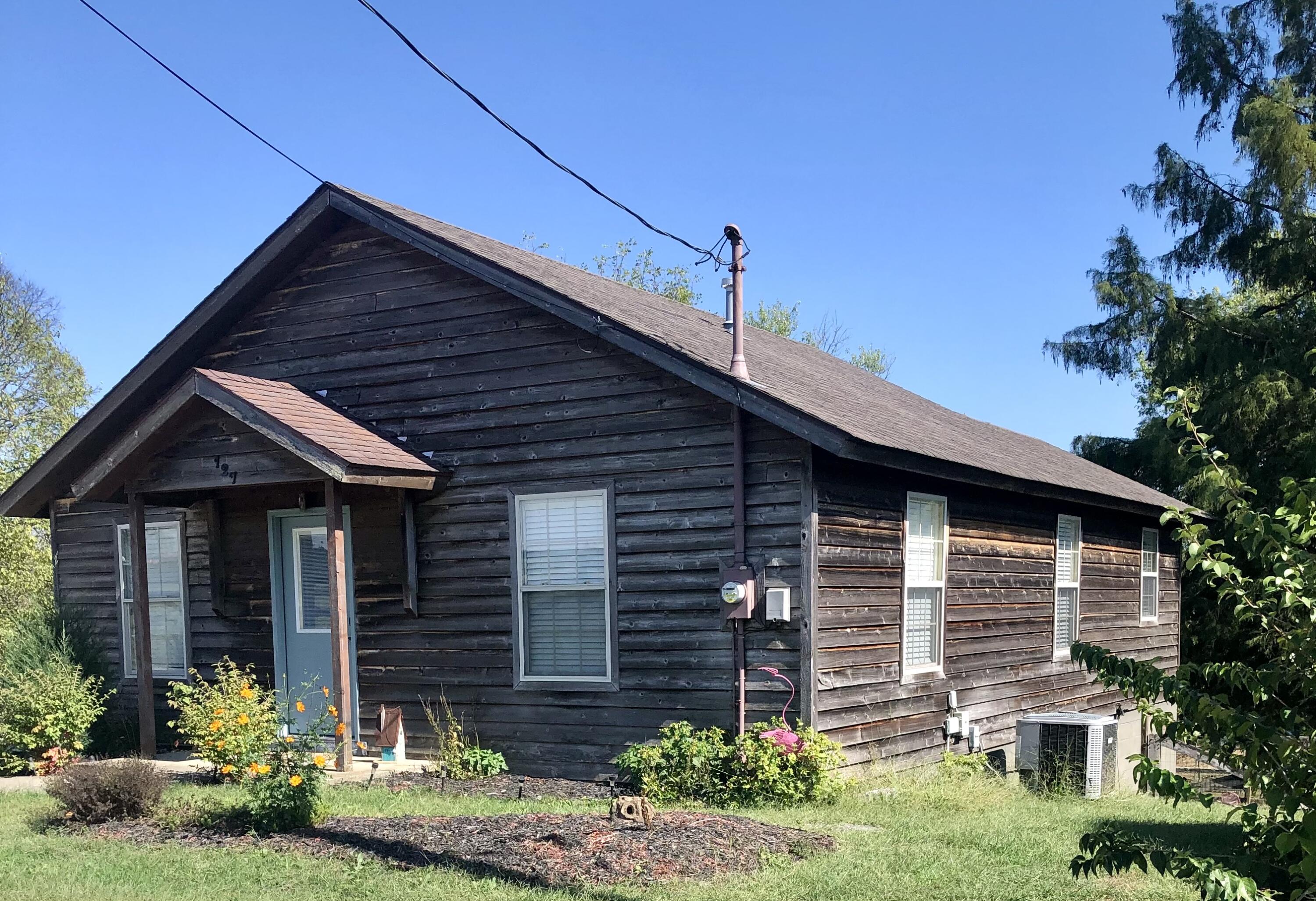 127 Lloyd Road
