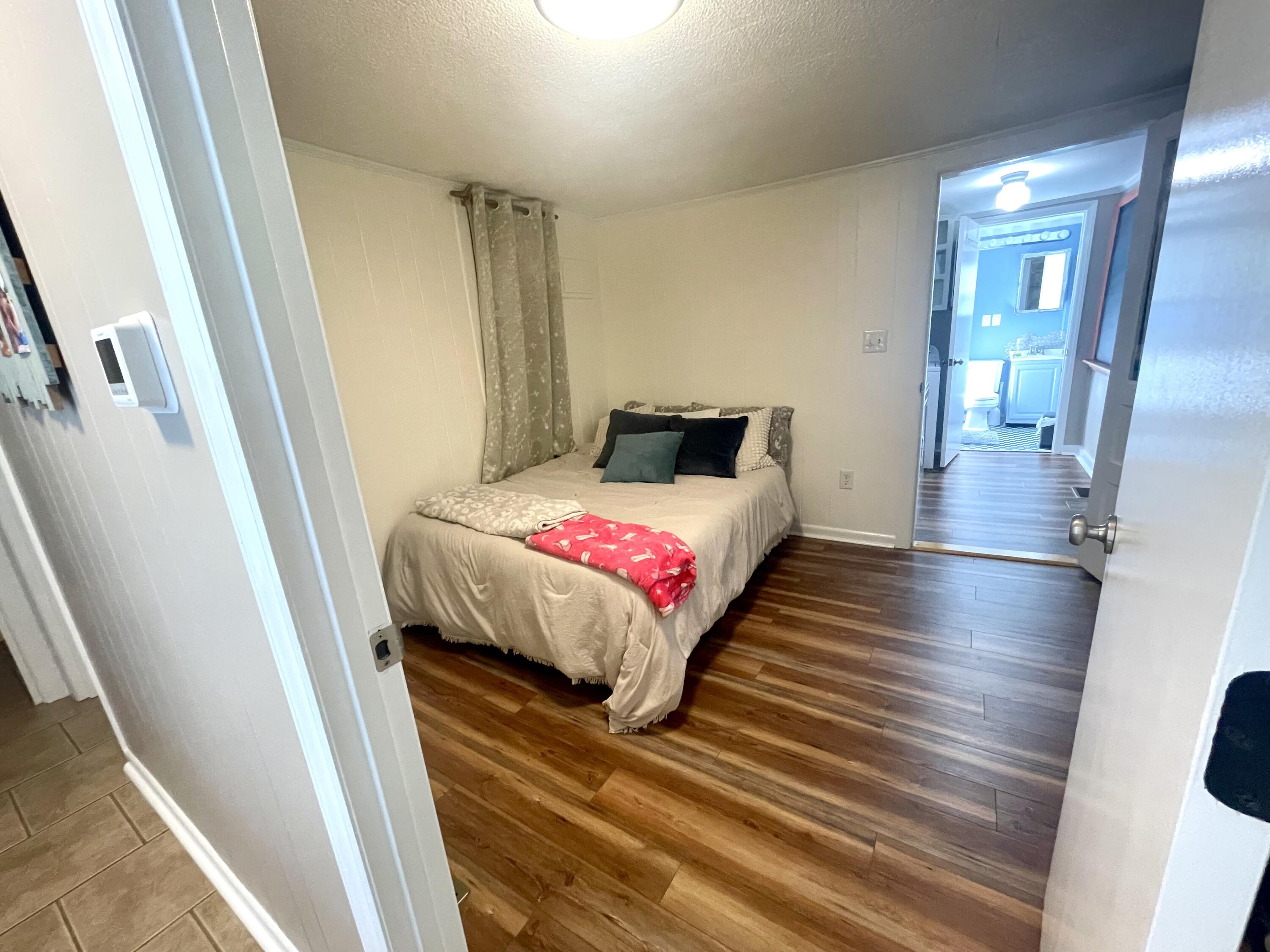 127 Lloyd Road