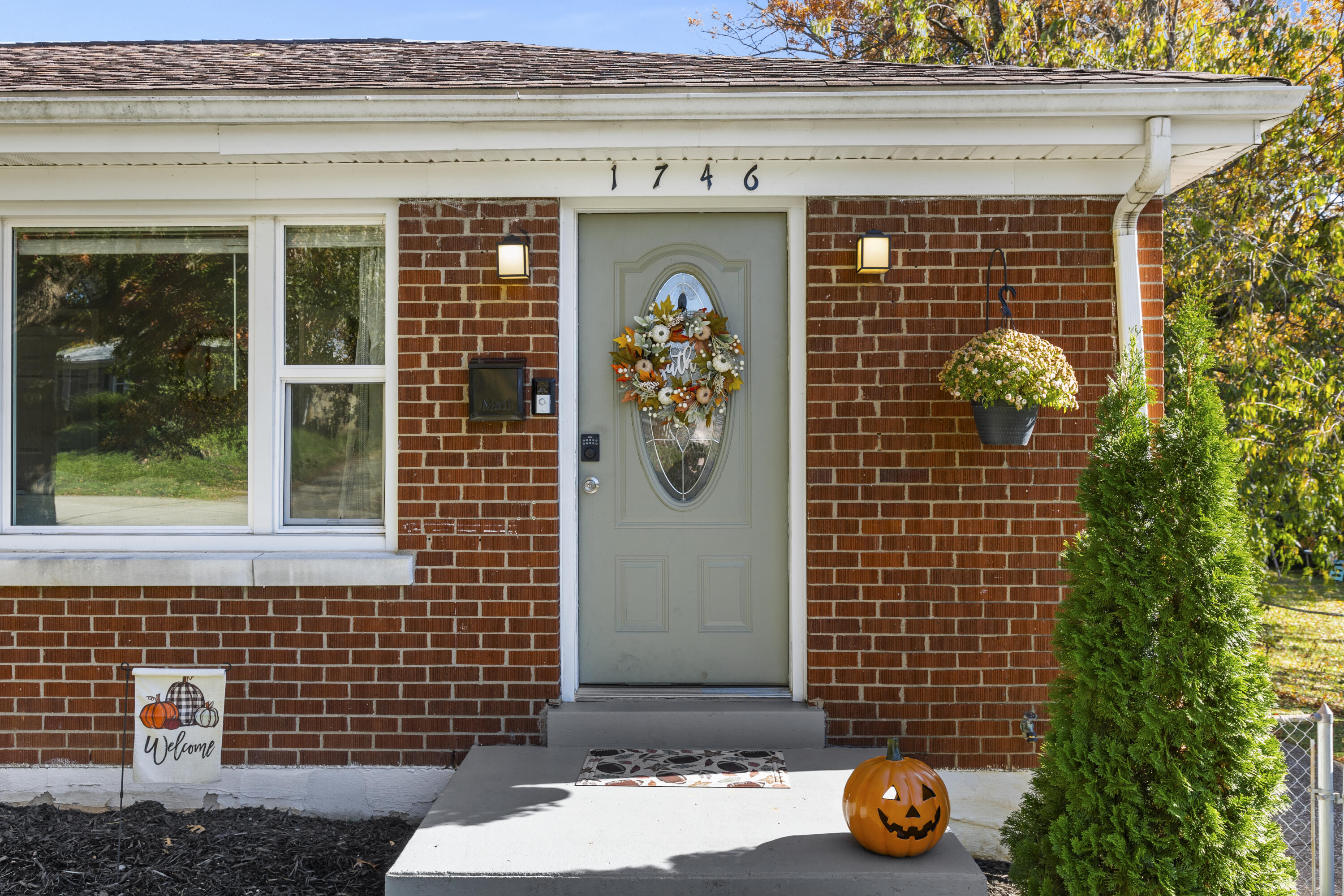 1746 Normandy Road
