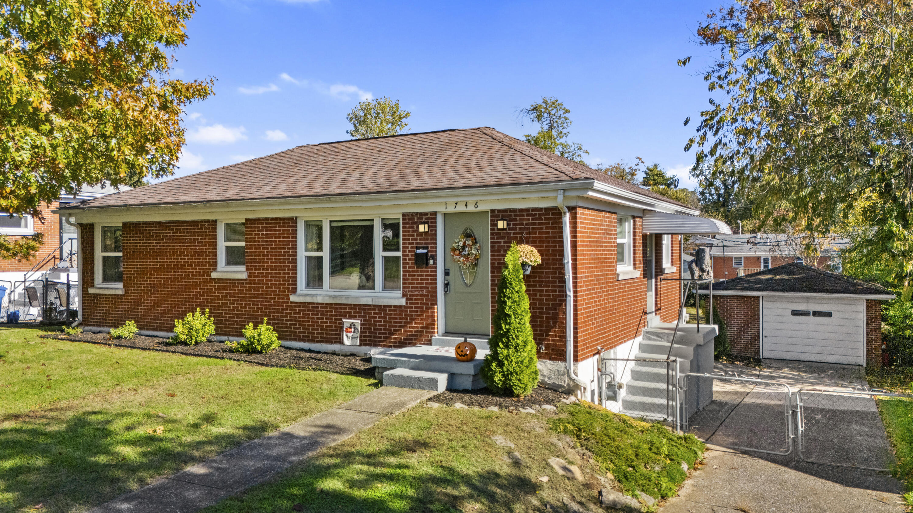 1746 Normandy Road