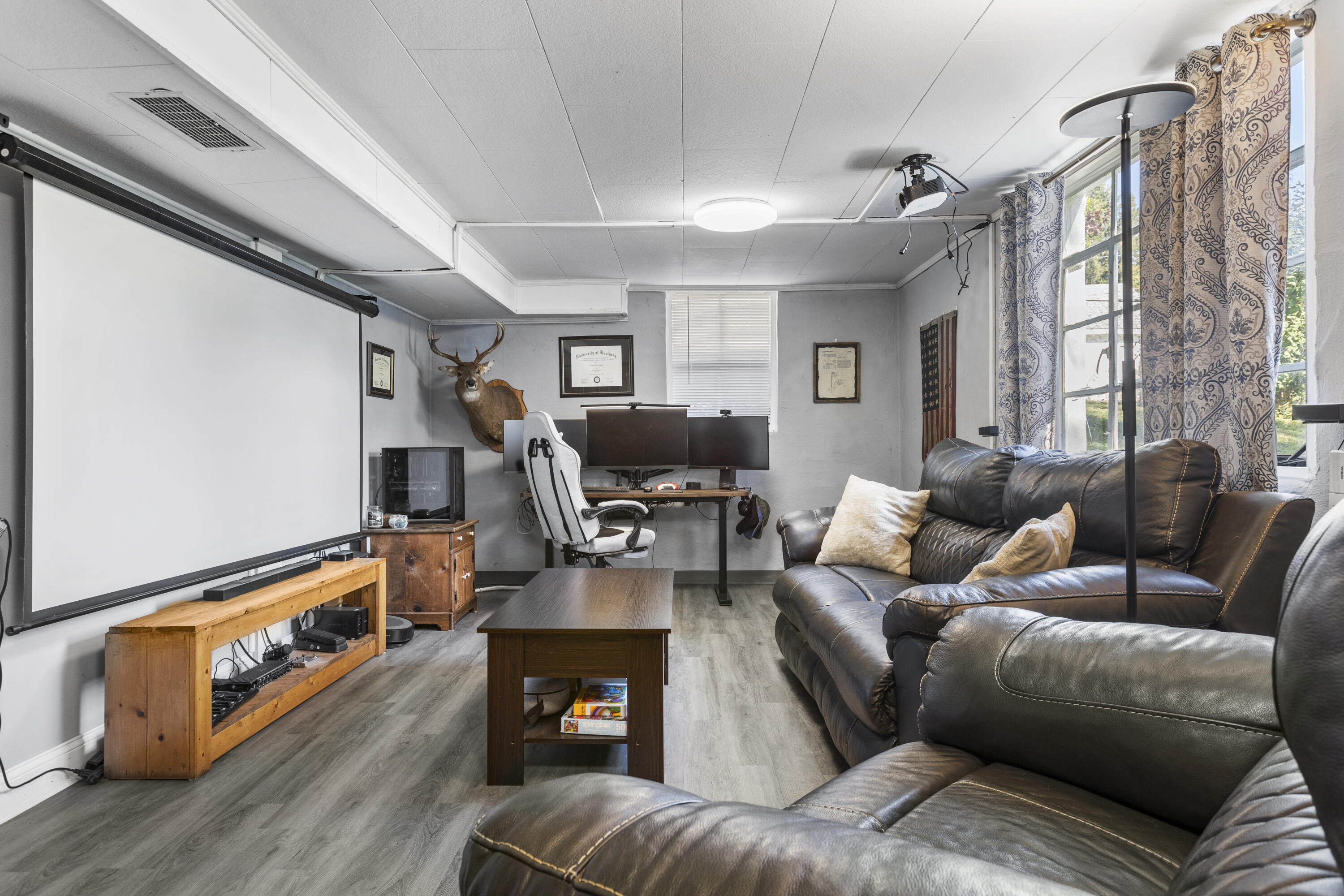 1746 Normandy Road