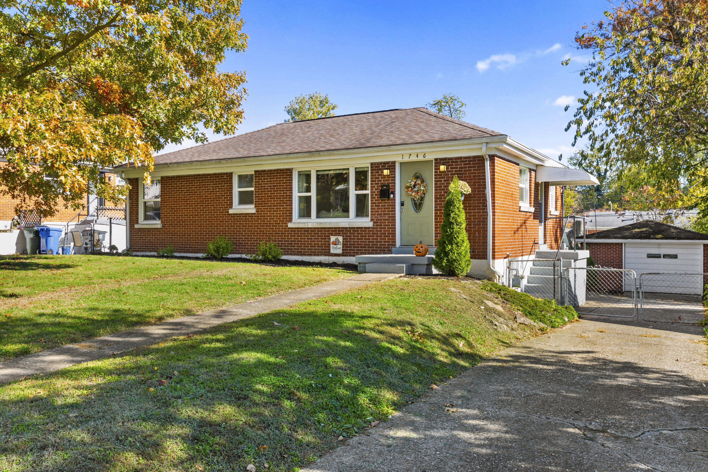 1746 Normandy Road