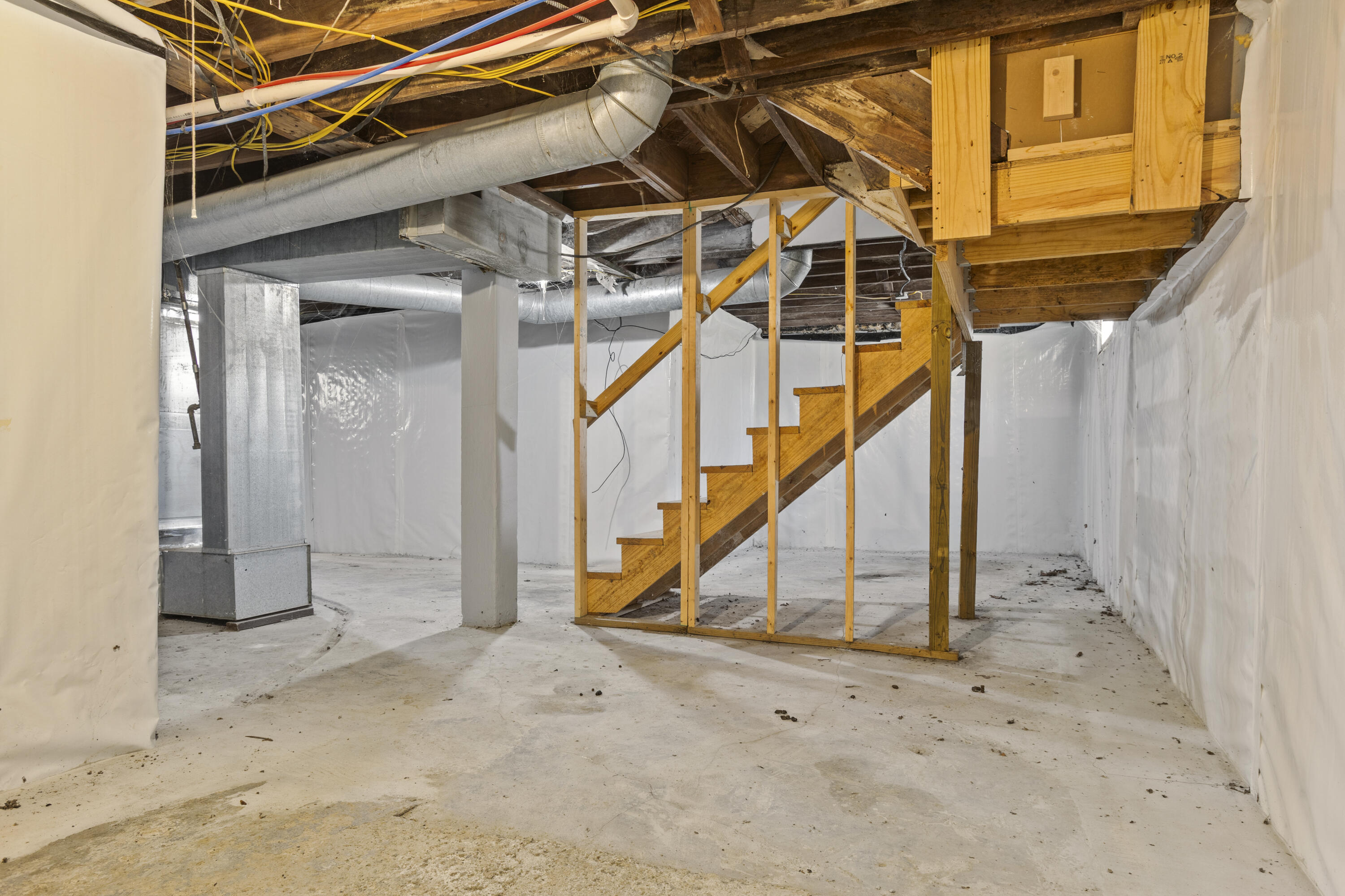 754 E Main Street