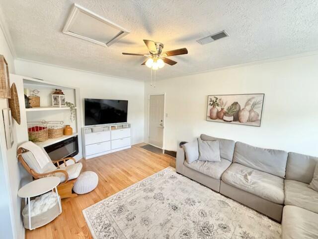 111 Hillside Drive