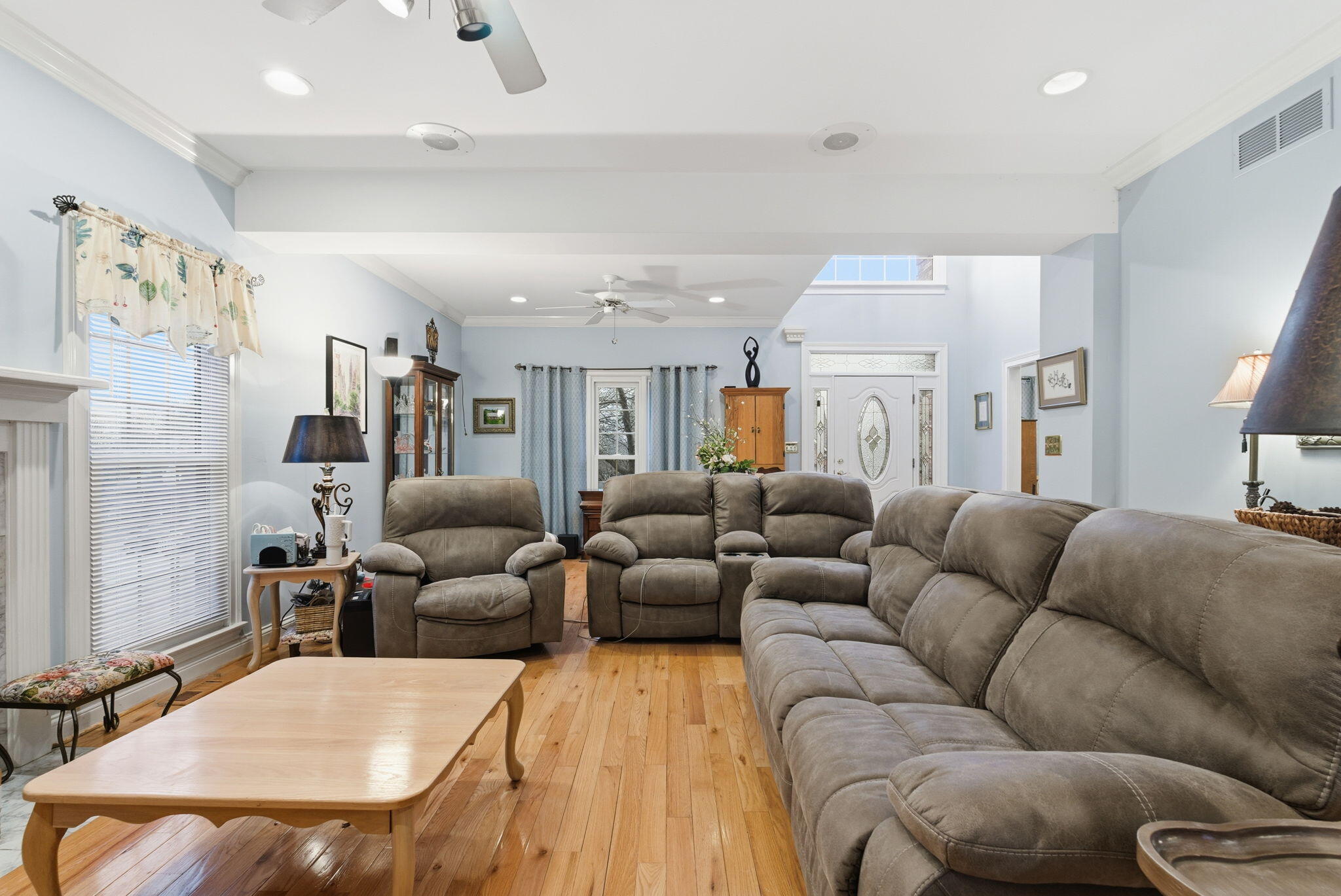 3724 Broadmoor Drive