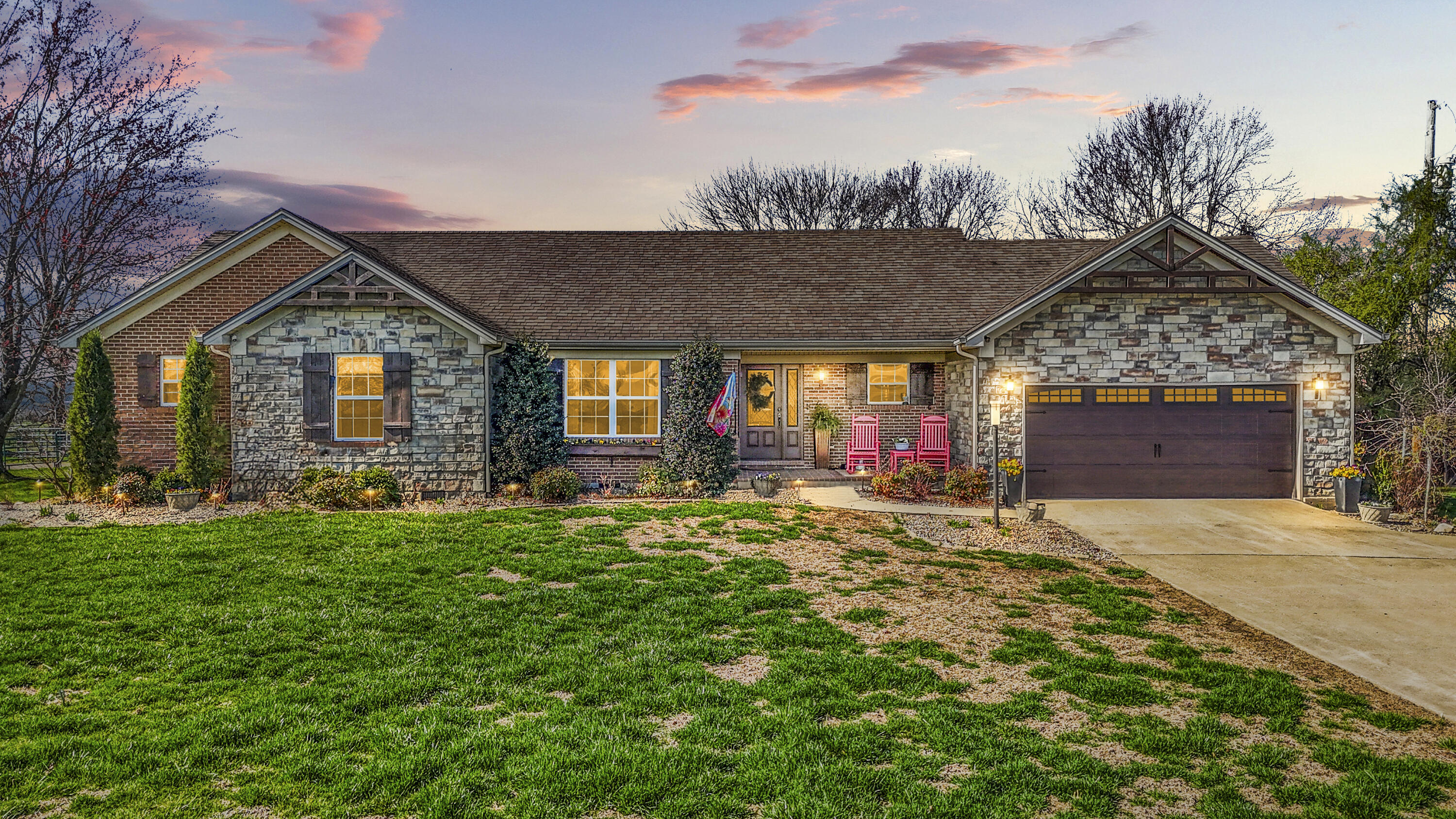 8353 Wades Mill Road