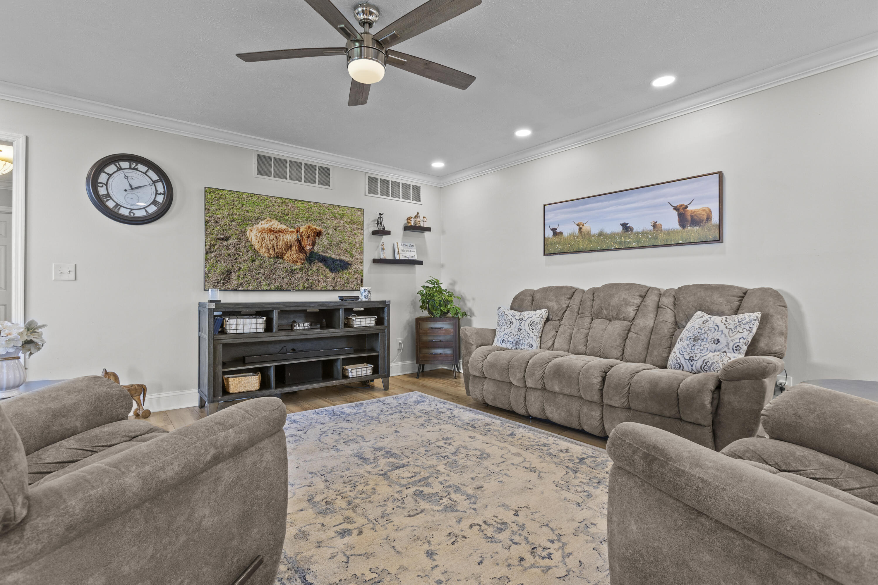 8353 Wades Mill Road