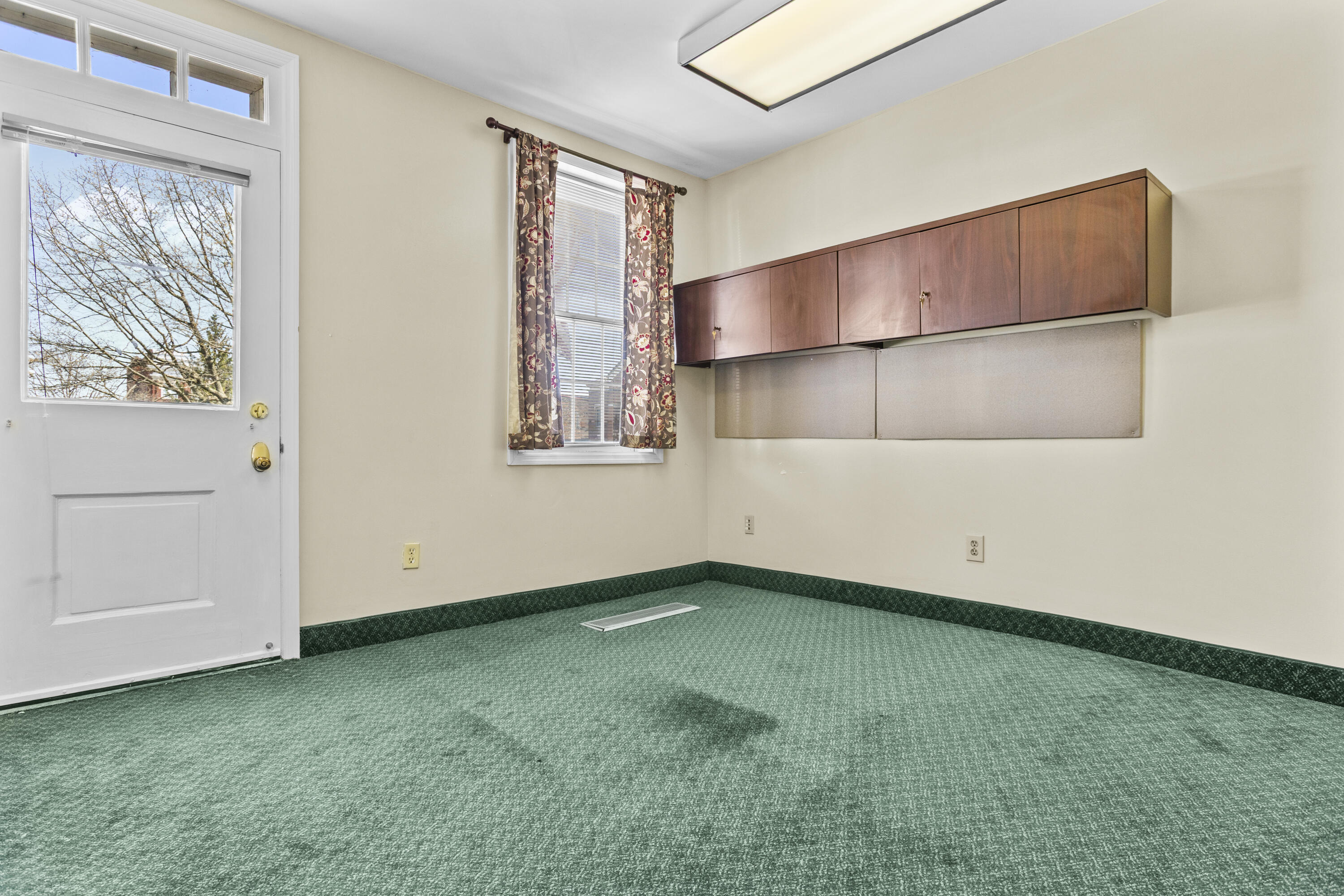339 Main Street 1-5