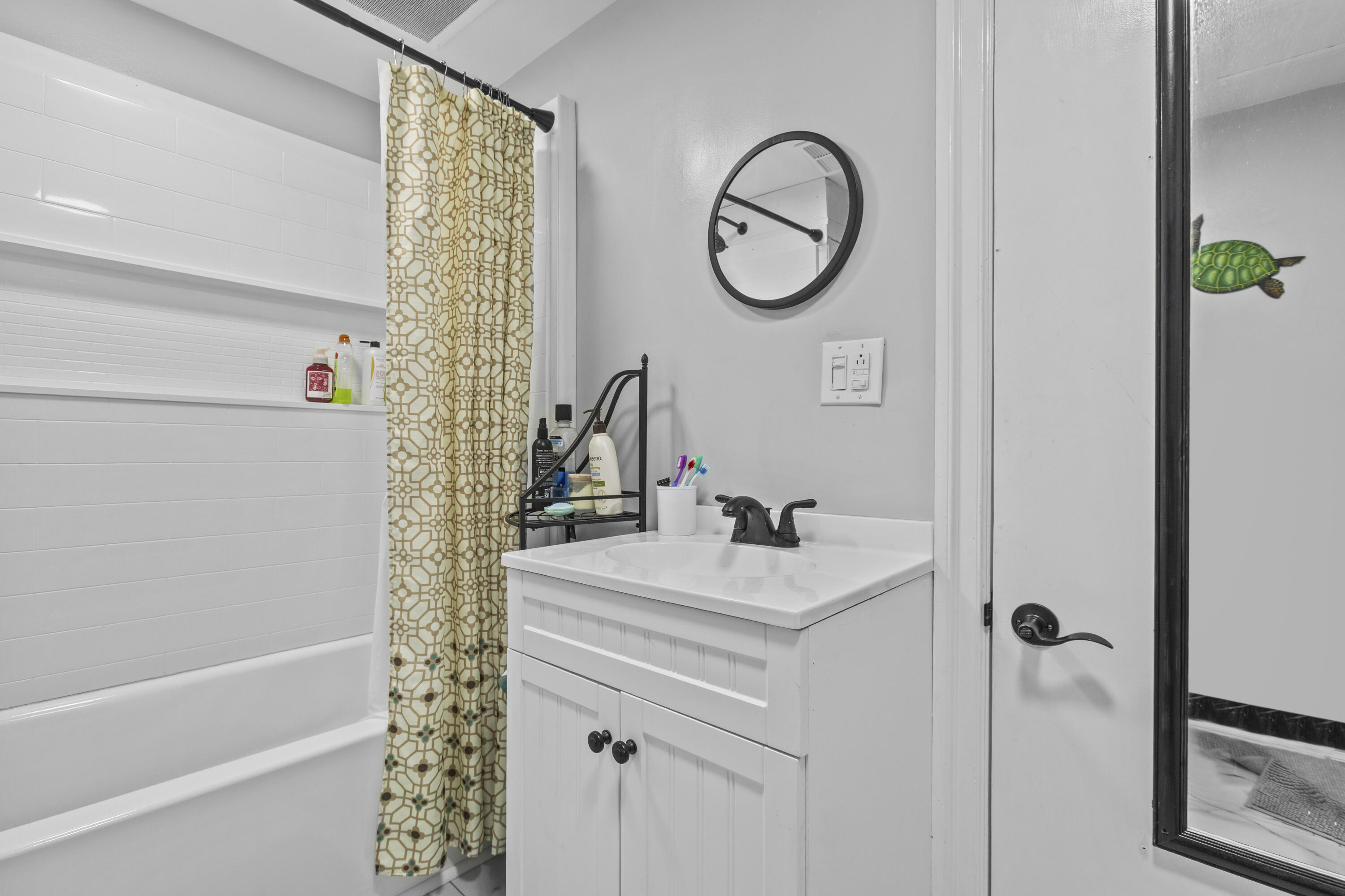 339 Main Street 1-5
